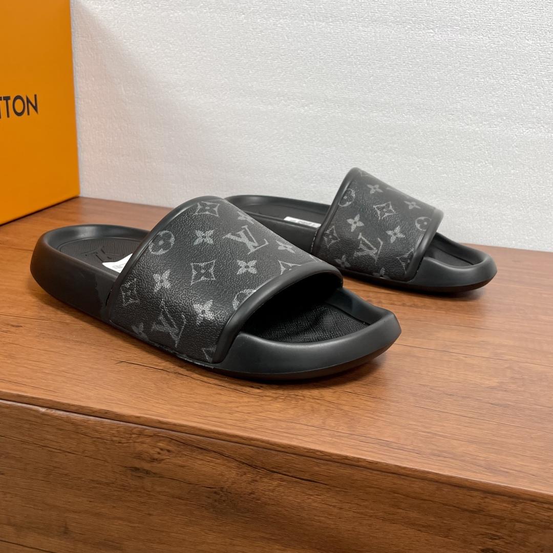 Louis Vuitton Waterfront Mule   1AANNV - DesignerGu