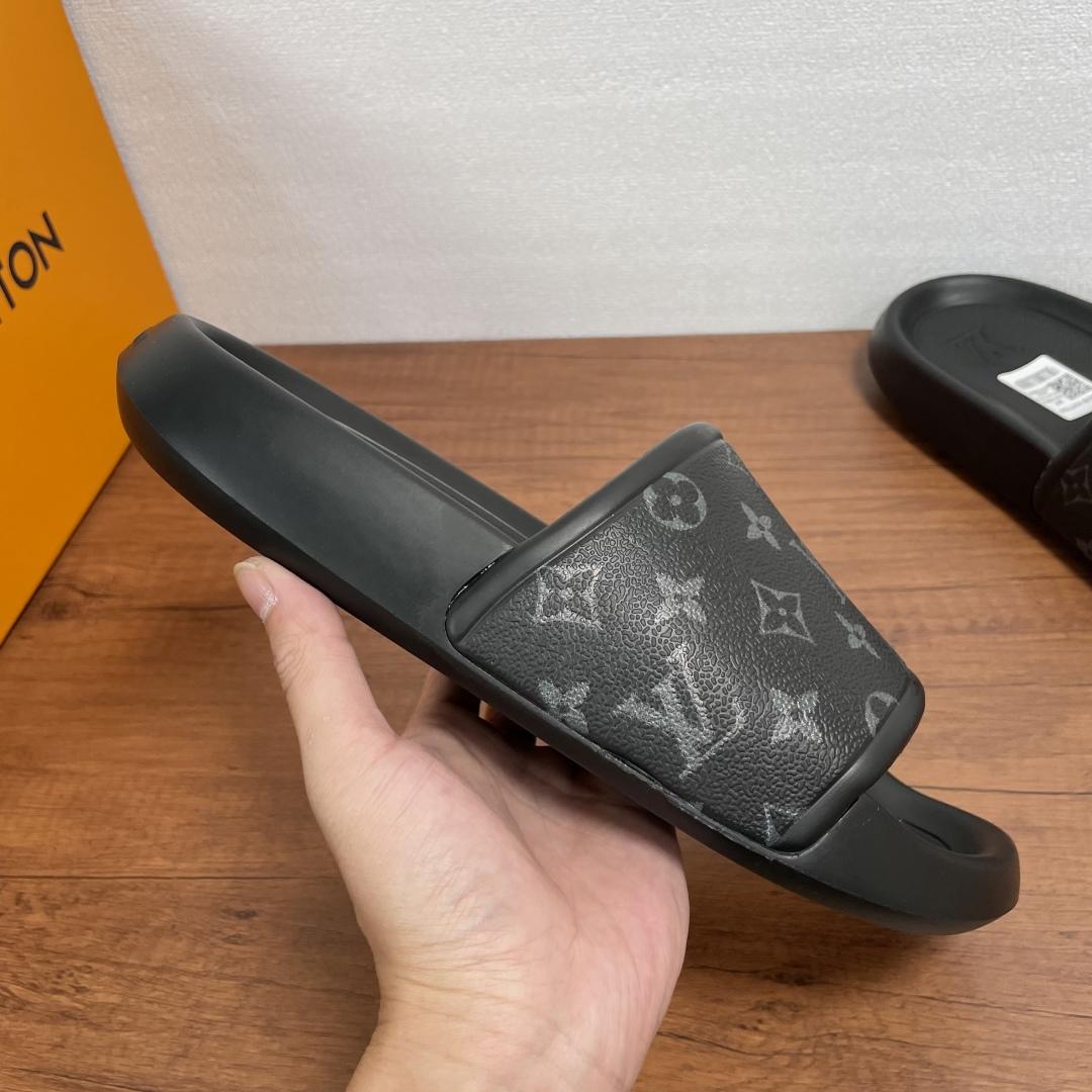Louis Vuitton Waterfront Mule   1AANNV - DesignerGu