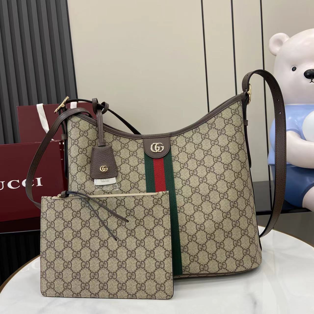 Gucci Ophidia Large Soulder Bag - DesignerGu