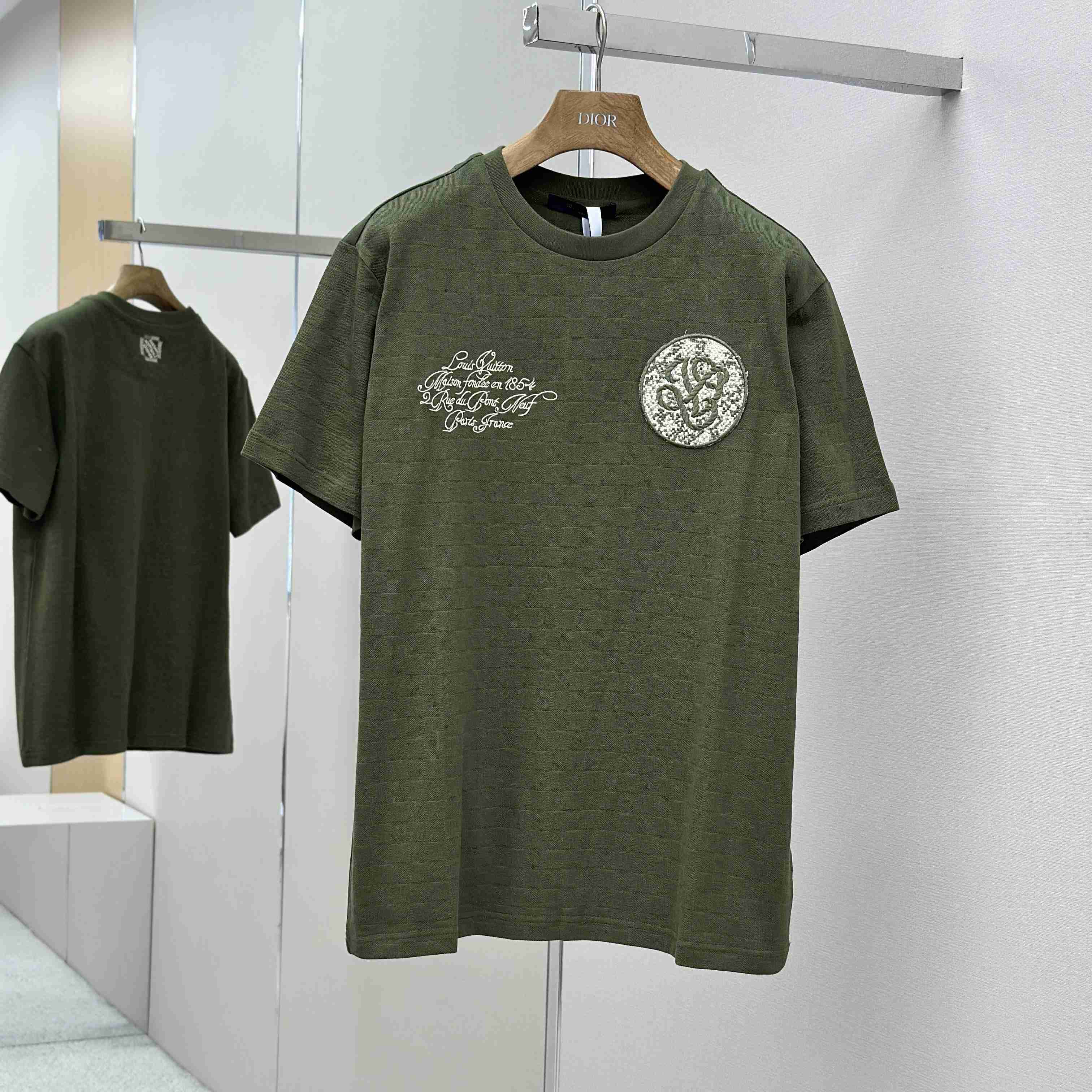 Louis Vuitton Damier Pique T-Shirt   1AGKLH - DesignerGu