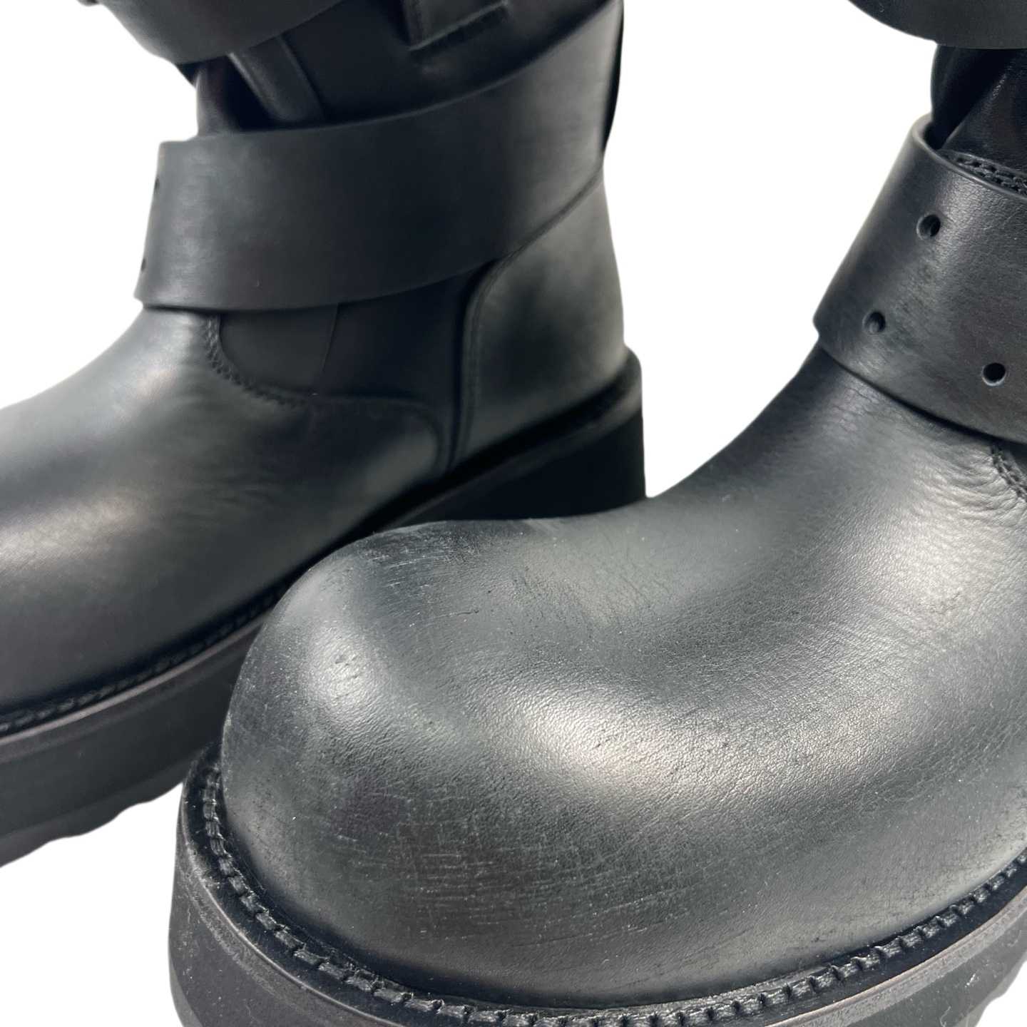 Balenciaga Venom High Boot In Black Calfskin - DesignerGu