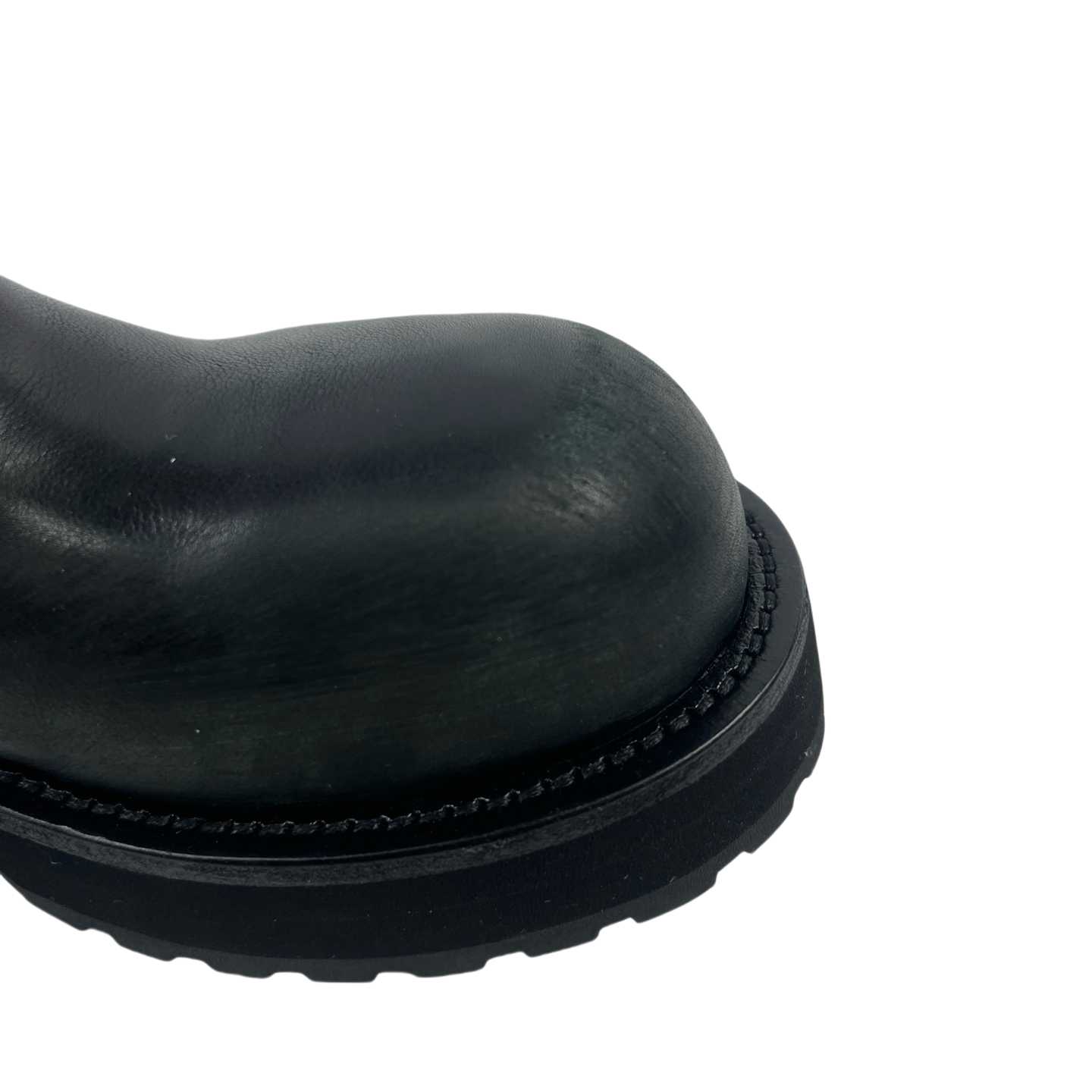 Balenciaga Venom Boots - DesignerGu