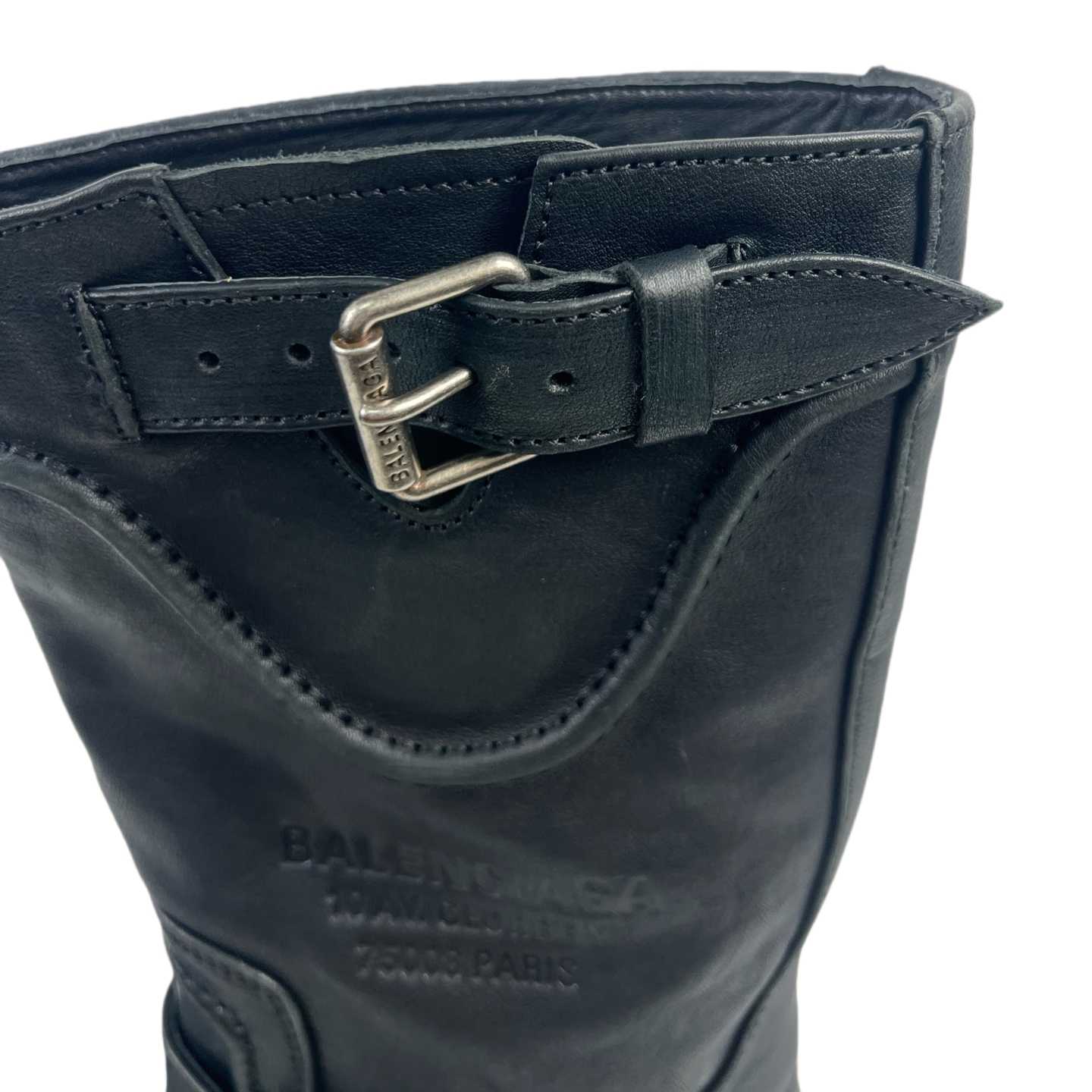 Balenciaga Venom Boots - DesignerGu