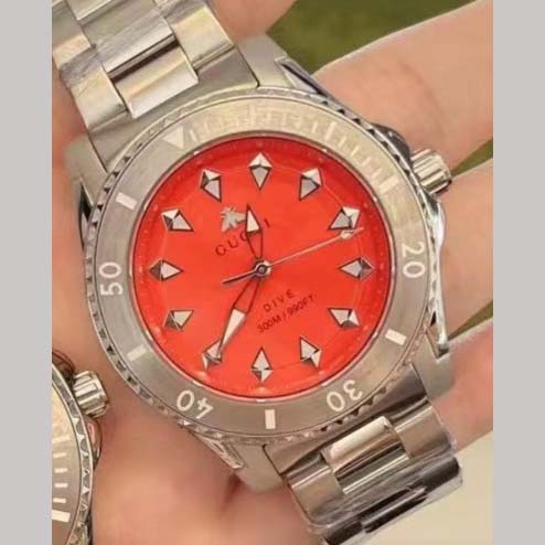 Gucci Watch - DesignerGu