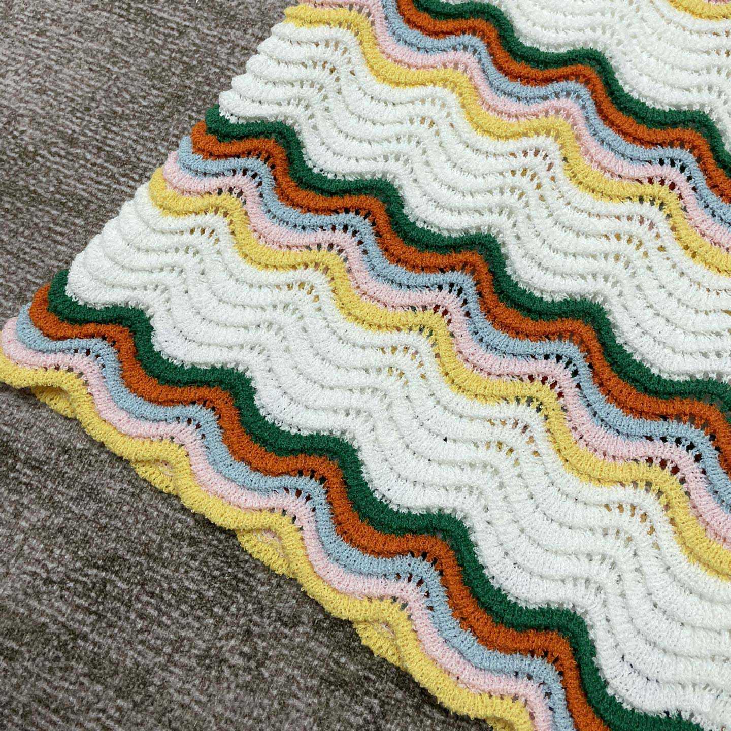 Casablanca Wavy Boucle Shorts   D0059 - DesignerGu