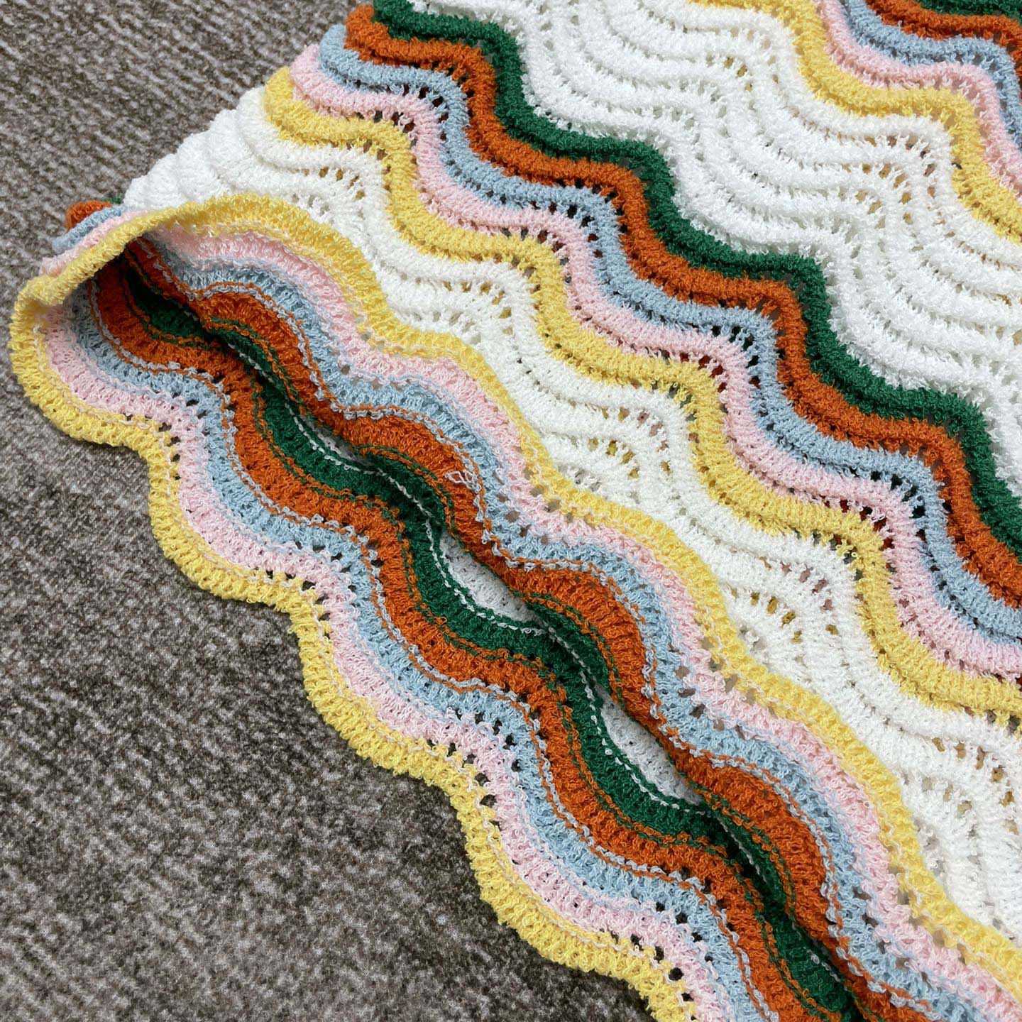 Casablanca Wavy Boucle Shorts   D0059 - DesignerGu