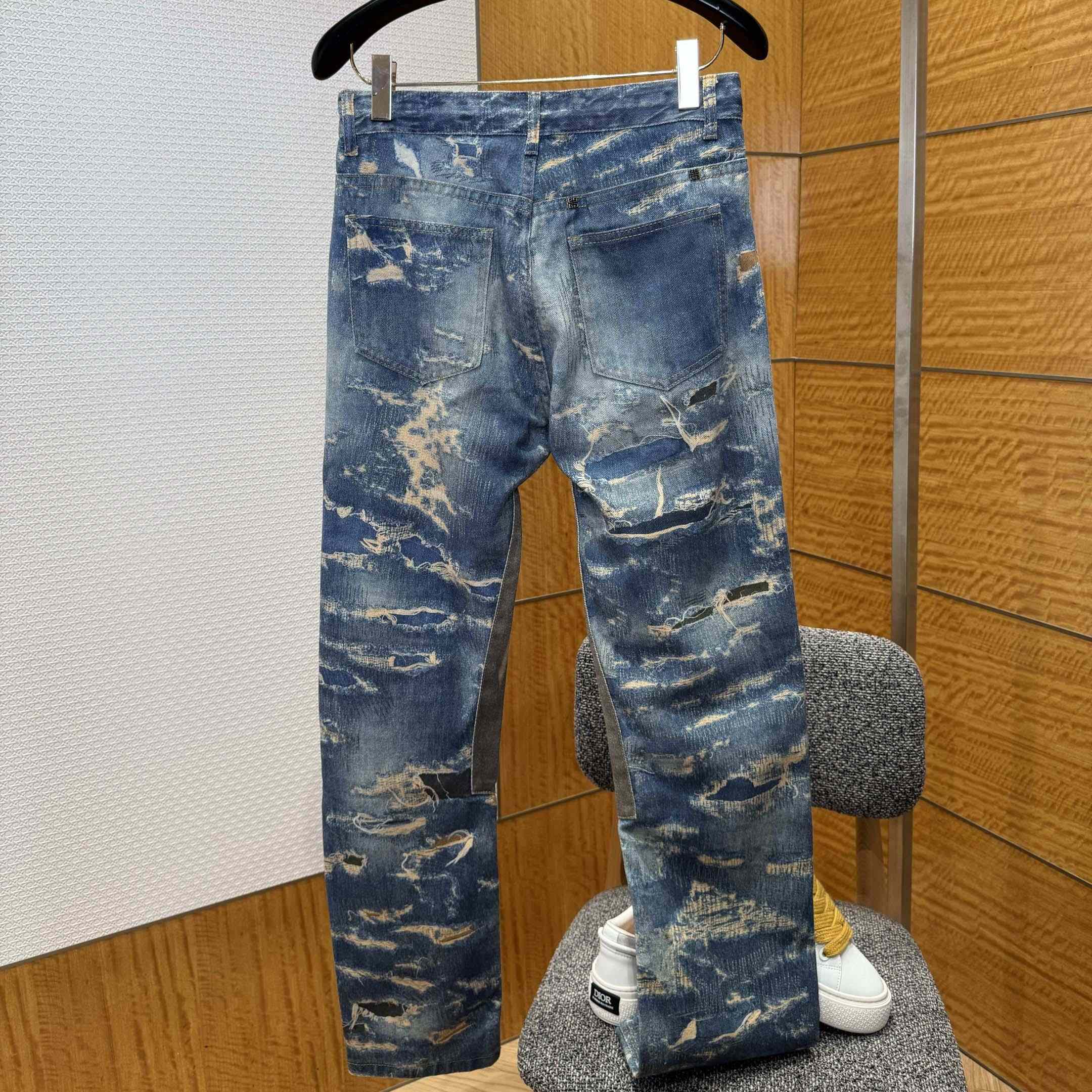 Givenchy Destroyed Distressed Jeans - DesignerGu