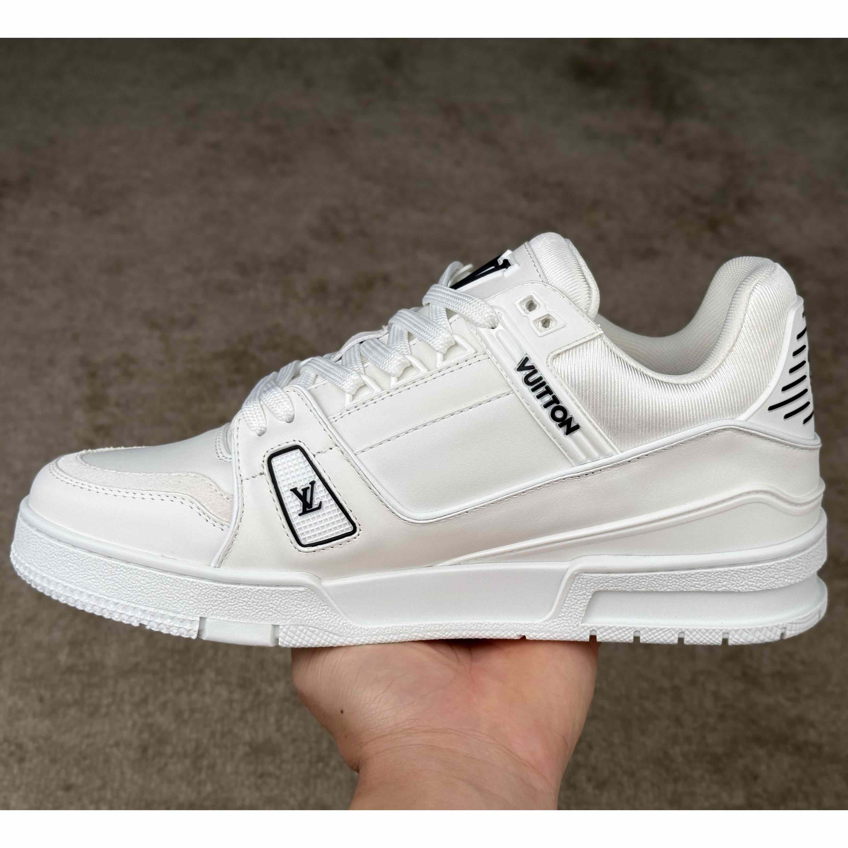 Louis Vuitton LV Trainer Sneaker   1AIKRA - DesignerGu