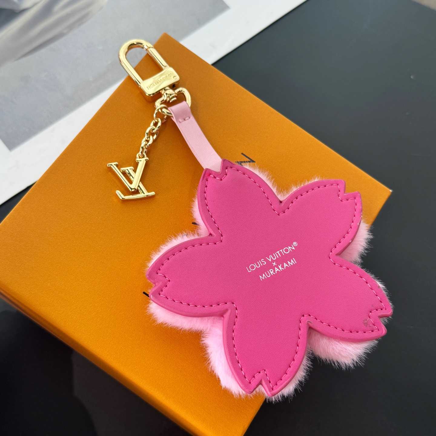 Louis Vuitton LV x TM Cherry Blossom Bag Charm   M02485 - DesignerGu