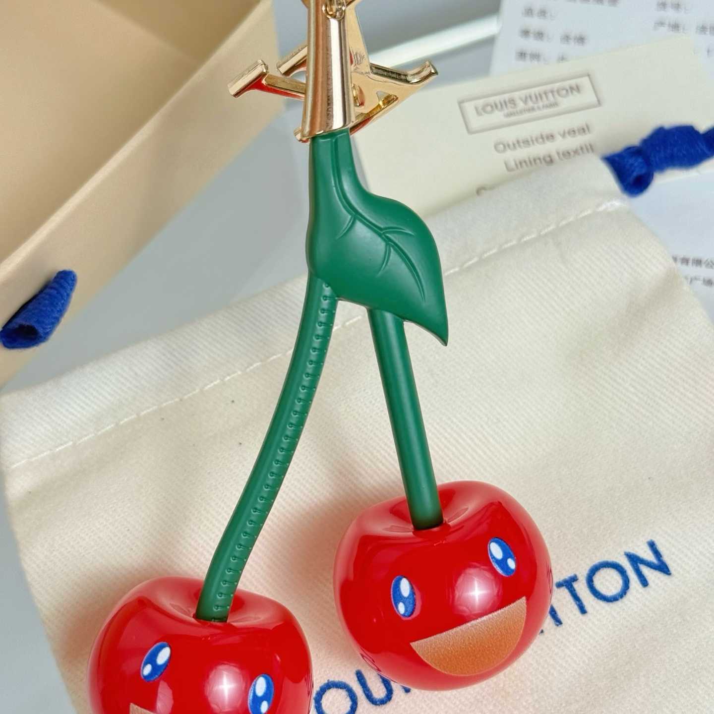 Louis Vuitton LV x TM Cerise Bag Charm   M02476 - DesignerGu