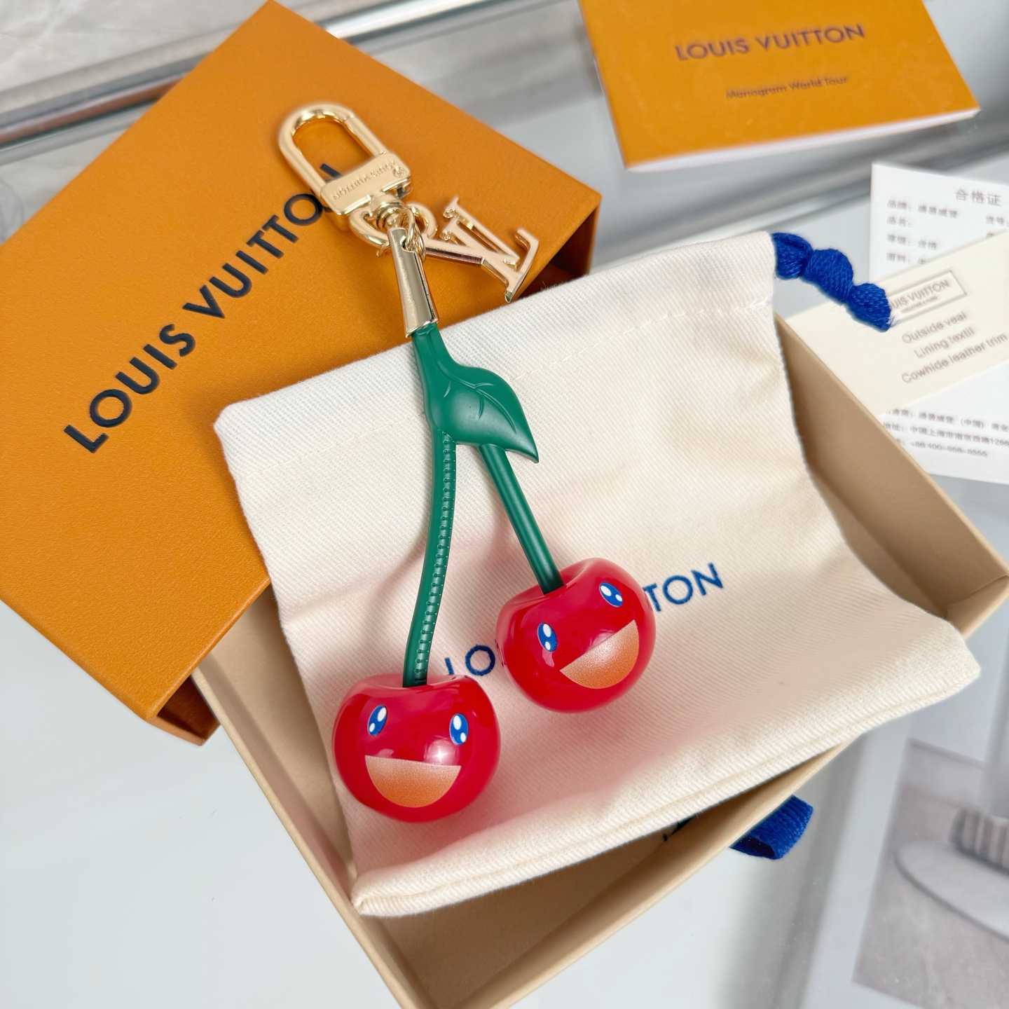 Louis Vuitton LV x TM Cerise Bag Charm   M02476 - DesignerGu