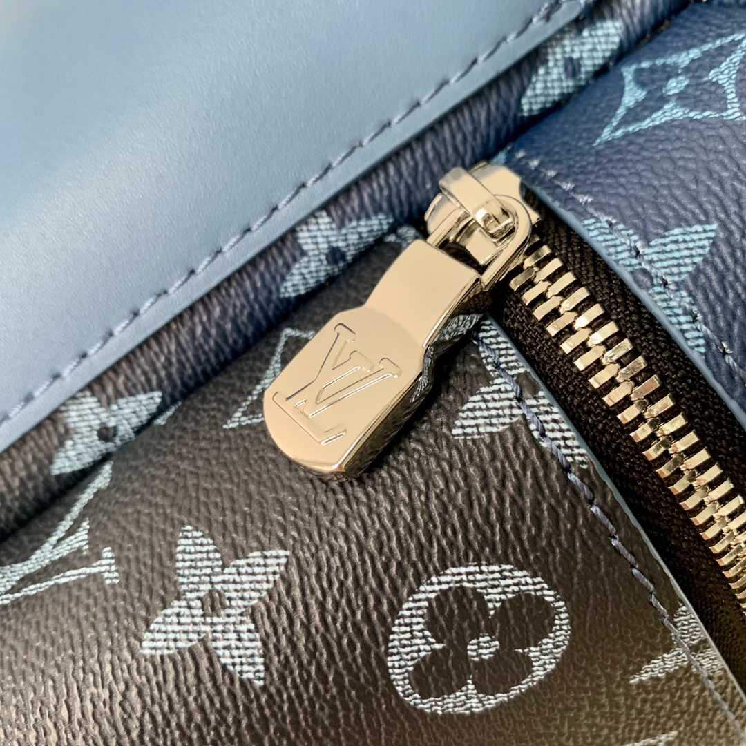 Louis Vuitton Discovery Backpack PM   M11590 - DesignerGu