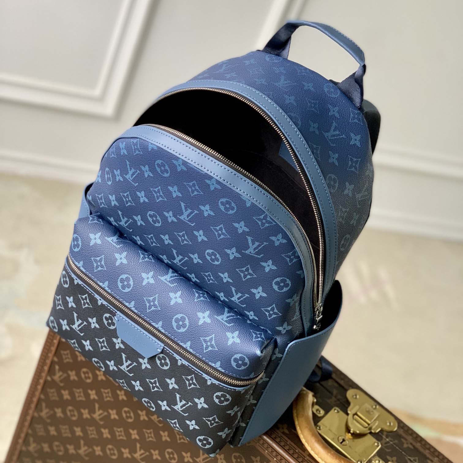 Louis Vuitton Discovery Backpack PM   M11590 - DesignerGu
