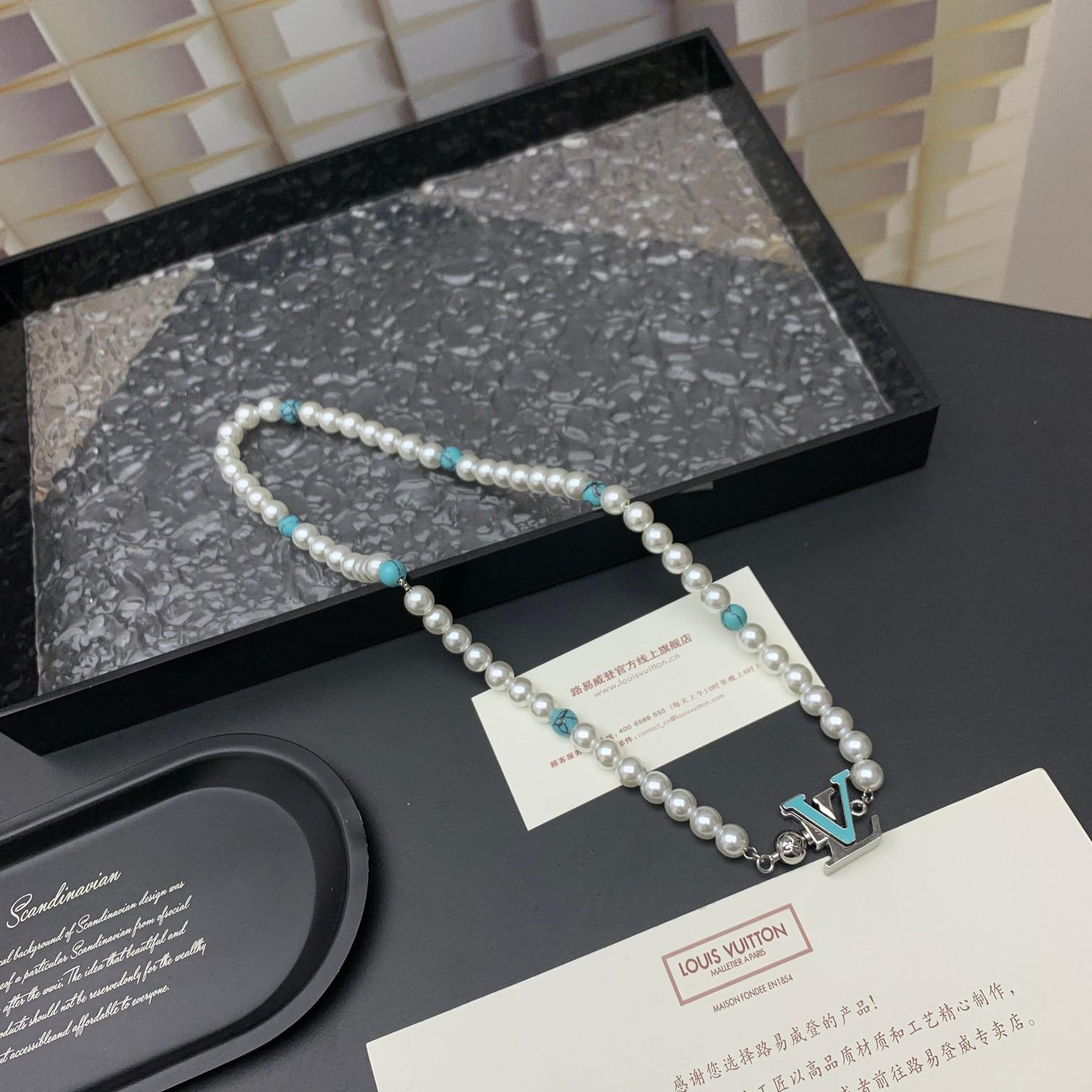 Louis Vuitton Turquoise Rodeo Necklace   M02058 - DesignerGu