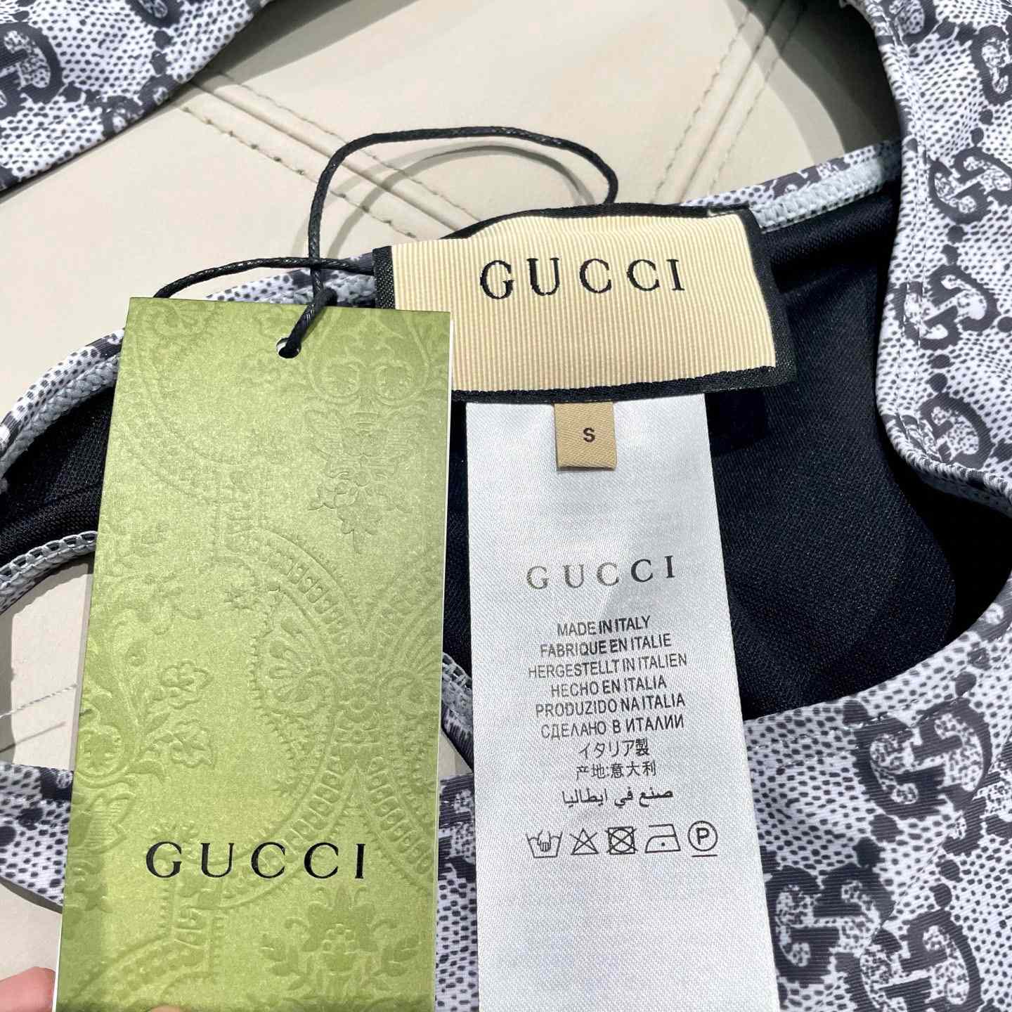 Gucci one-piece Swimsuit - DesignerGu