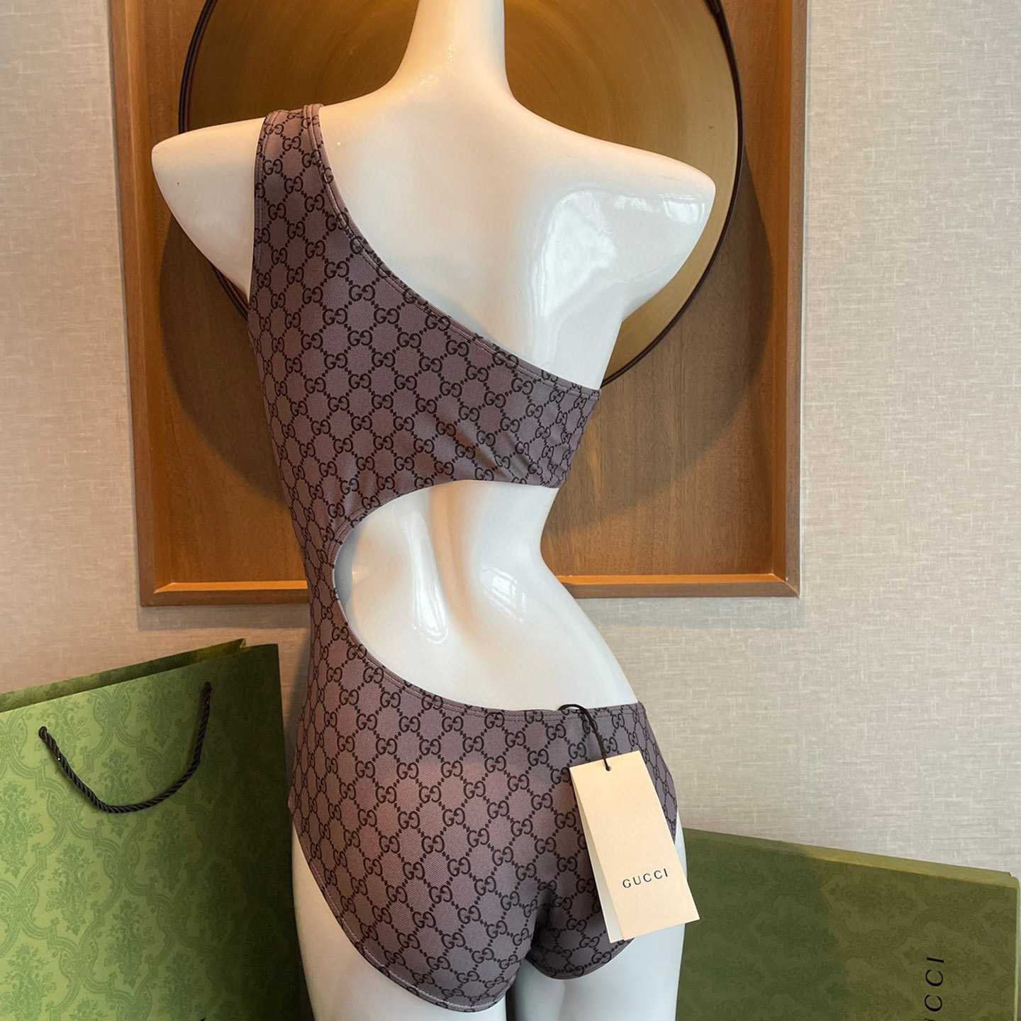 Gucci one-piece Swimsuit - DesignerGu