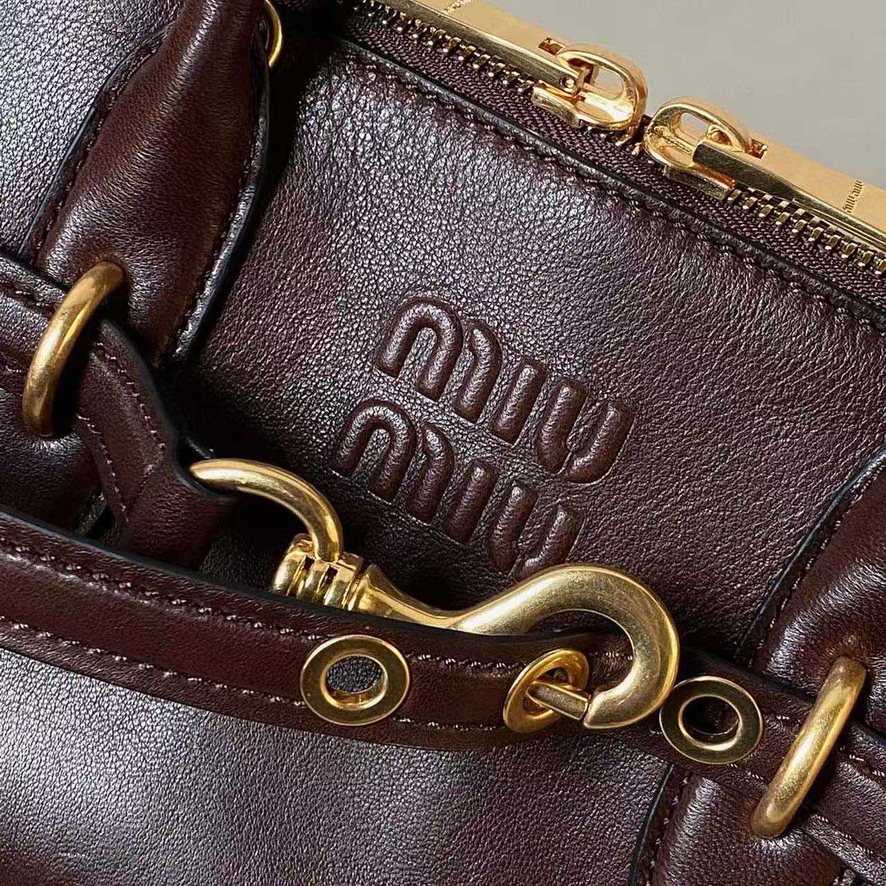 Miu Miu Aventure Leather Tote Bag   33cm - DesignerGu