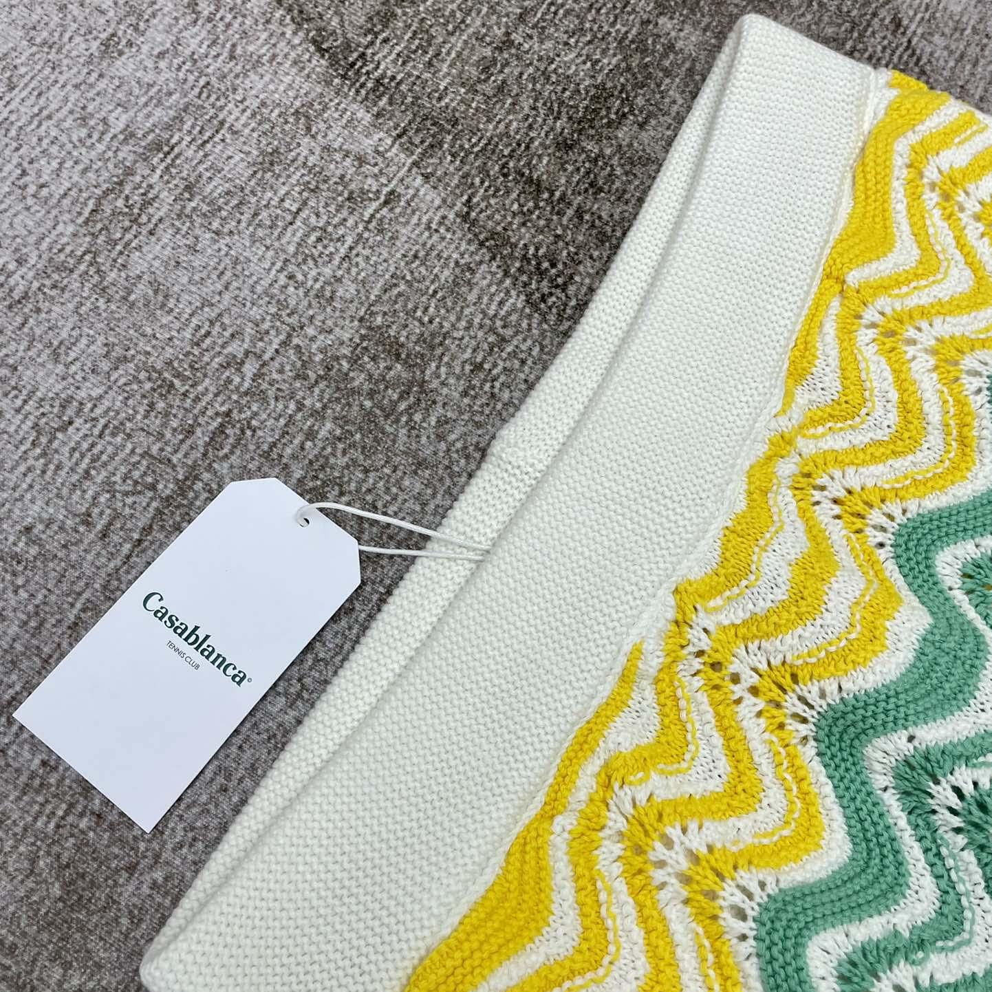 Casablanca Gradient Wave Knit Shorts   D0057 - DesignerGu