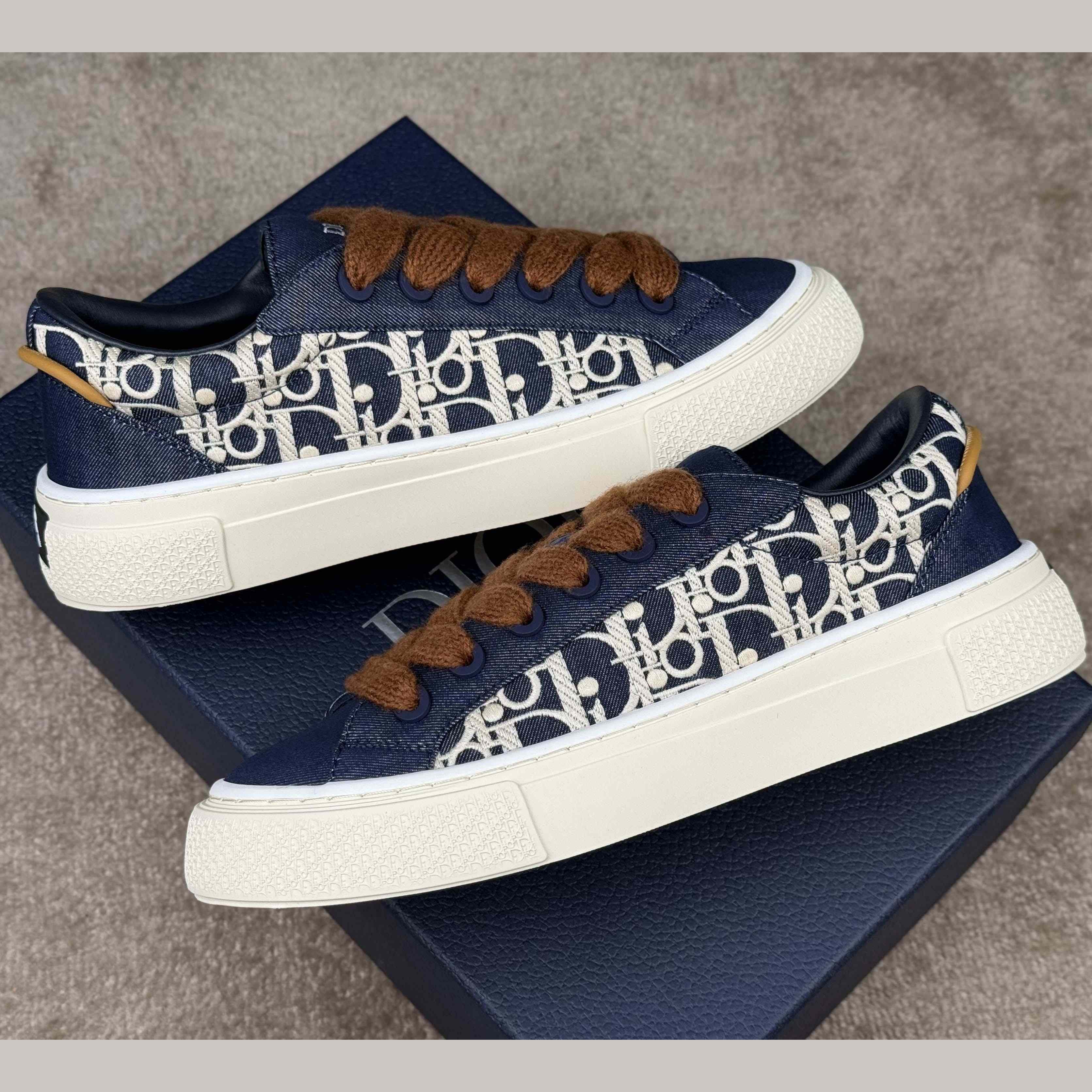 Dior B33 Sneaker  - DesignerGu