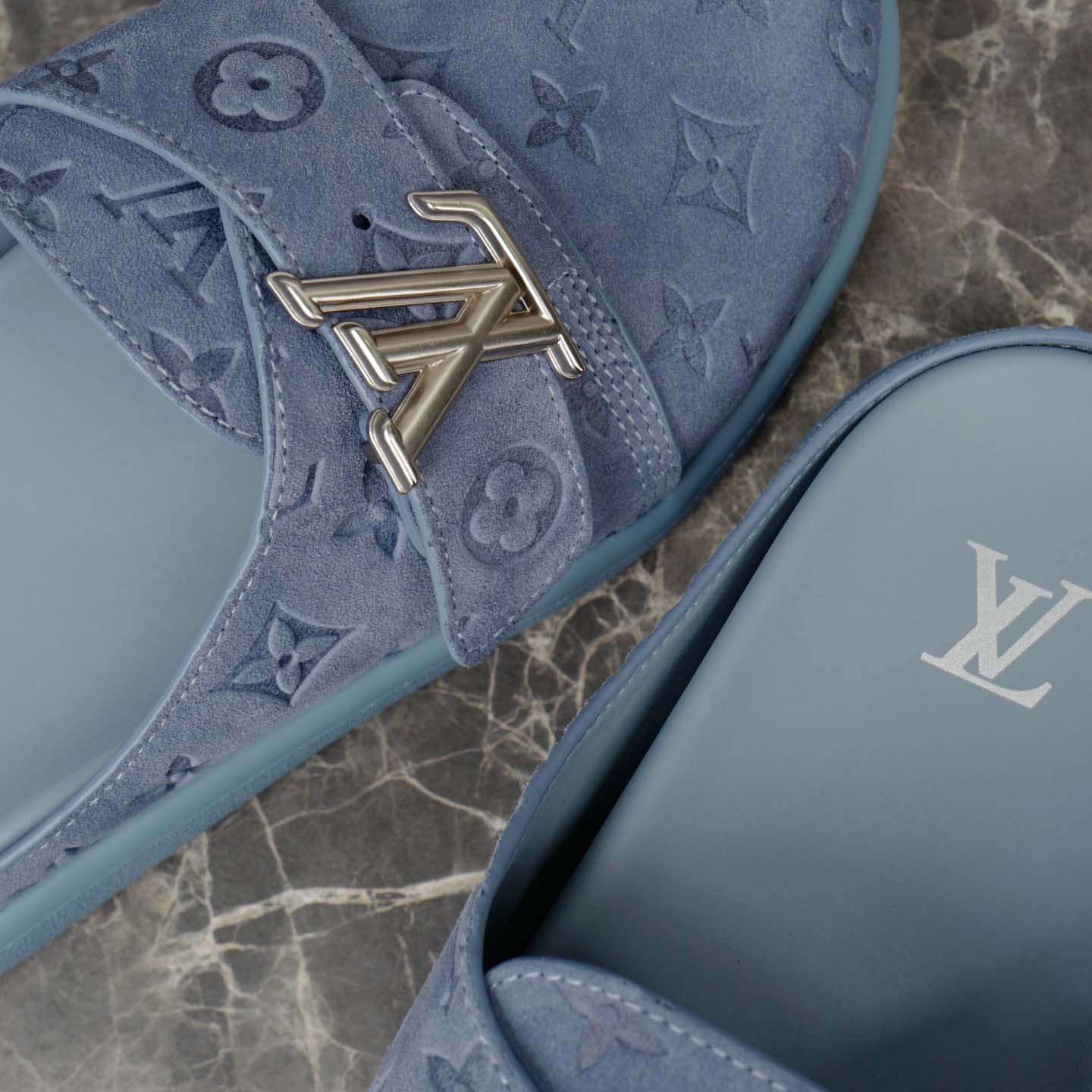 Louis Vuitton LV Easy Mule   1AHQQI - DesignerGu