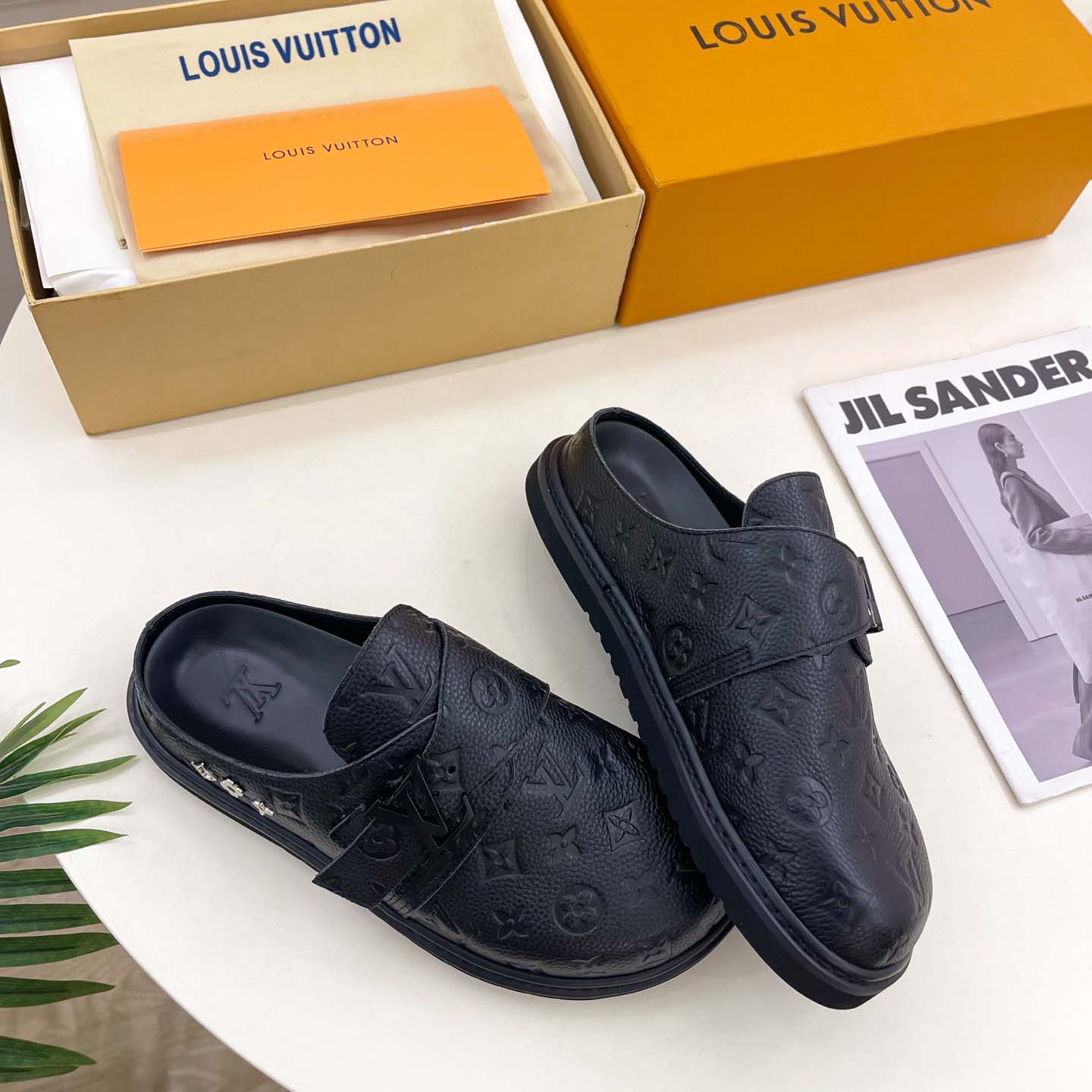 Louis Vuitton LV Easy Mule     - DesignerGu