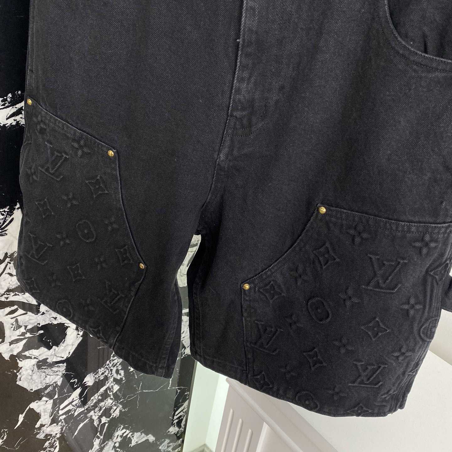 Louis Vuitton Monogram Workwear Denim Shorts Black  - DesignerGu