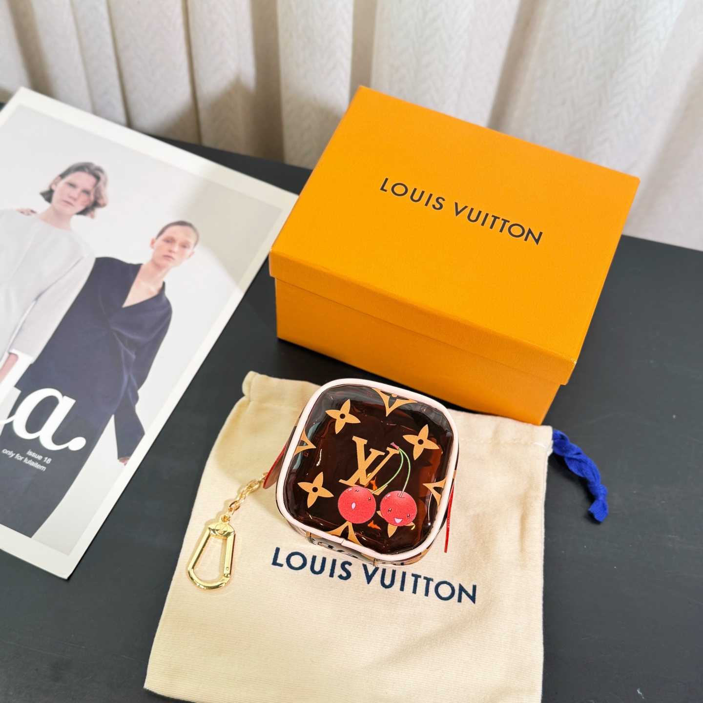 Louis Vuitton LV x TM Cube Coin Purse   M14943 - DesignerGu