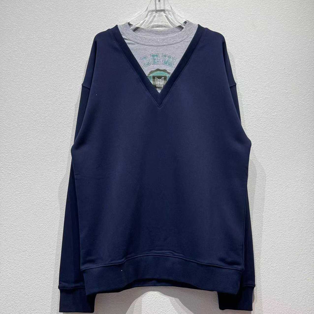 Loewe Sweatshirt In Cotton - DesignerGu