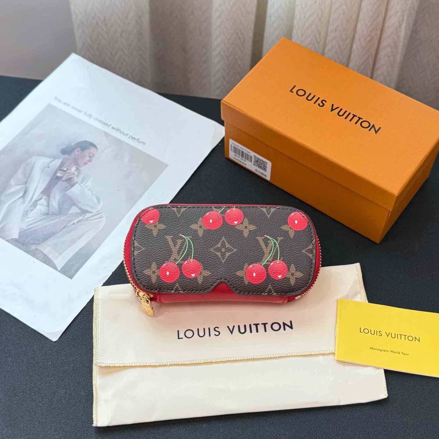 Louis Vuitton LV x TM Sunglasses Pouch - DesignerGu