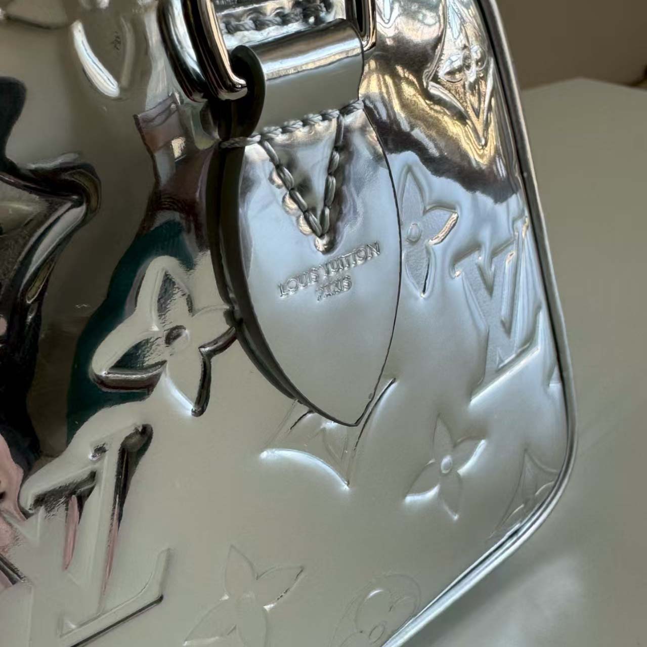 Louis Vuitton Speedy Bandoulière 20   M11987 - DesignerGu