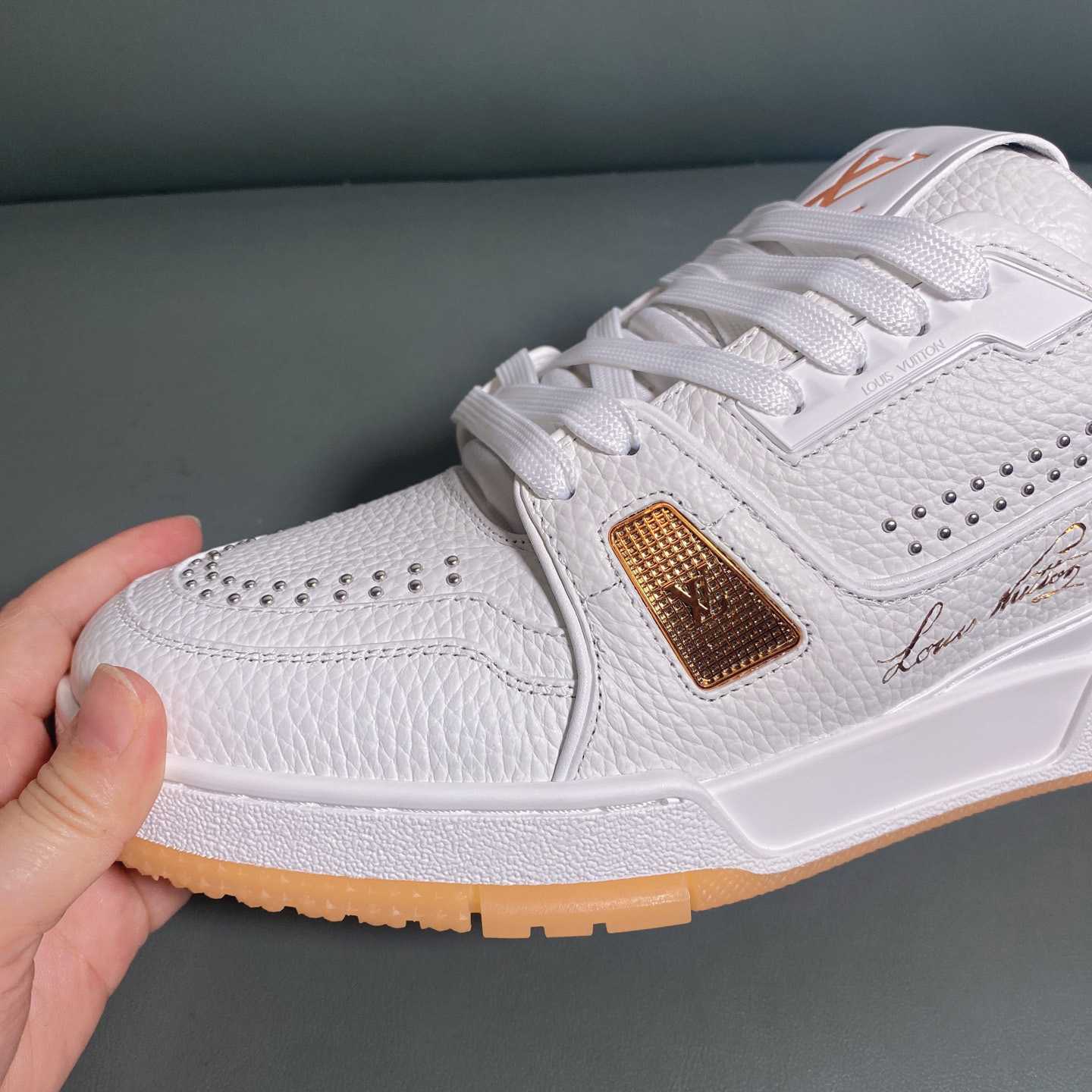 Louis Vuitton LV Trainer Sneaker     1AHTGR - DesignerGu