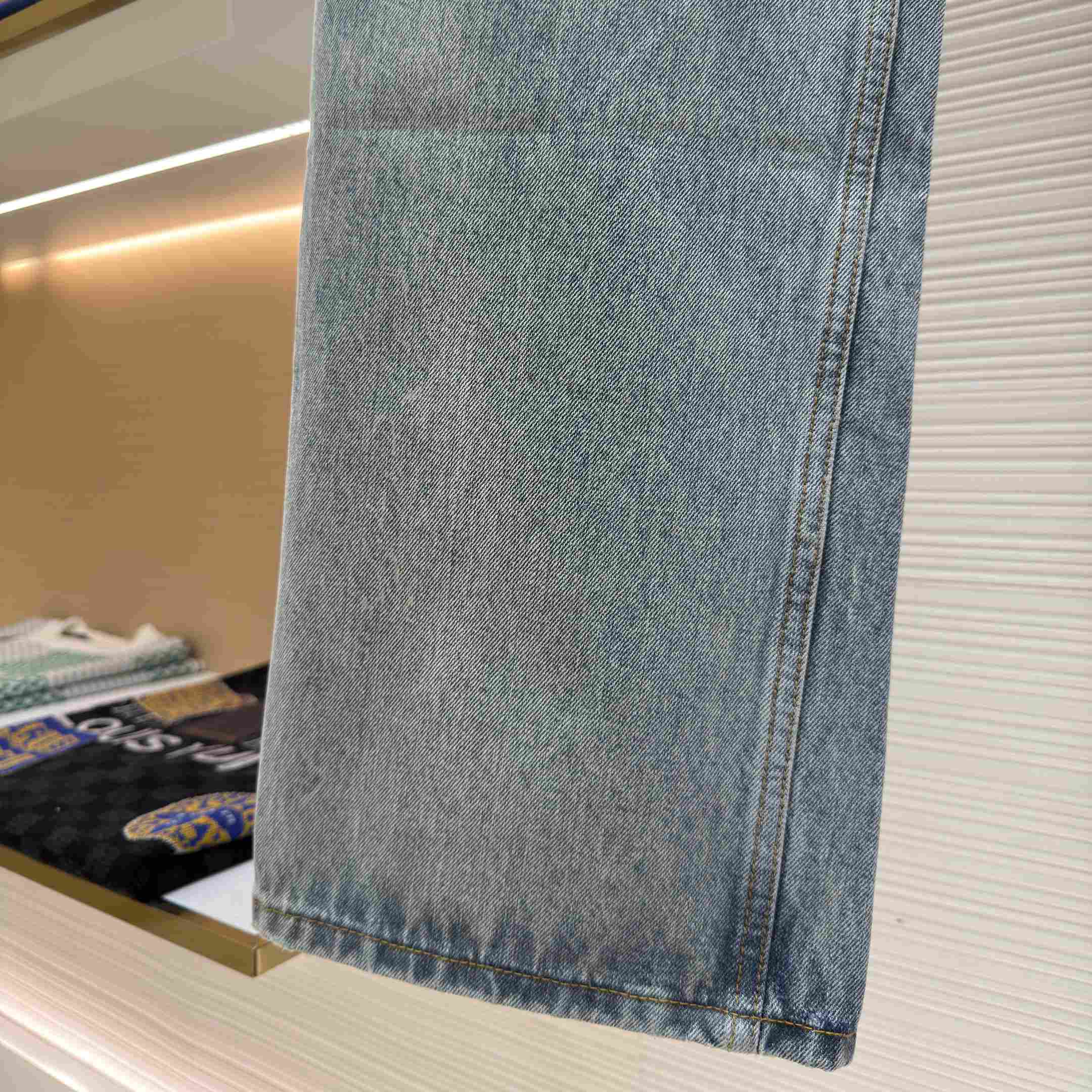 Louis Vuitton Slim Fit Denim Pants   1AGIXW - DesignerGu
