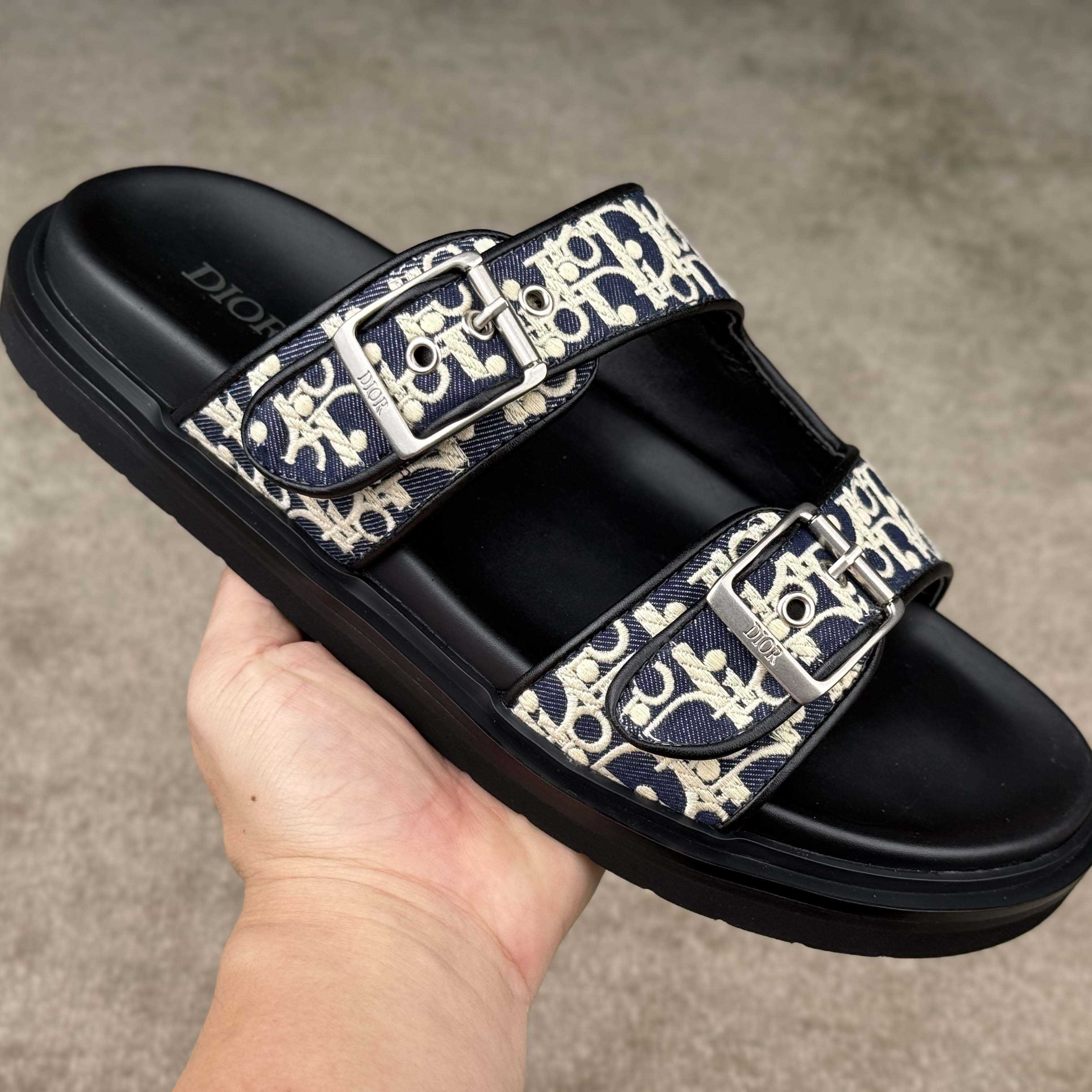 Dior Aqua Sandal  - DesignerGu