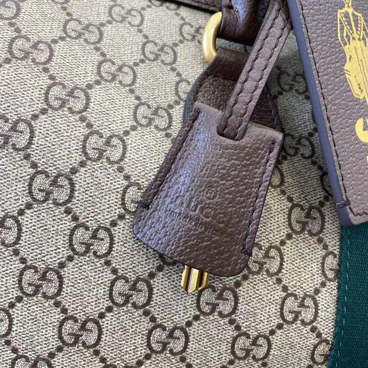Gucci Savoy Medium Duffle Bag - DesignerGu