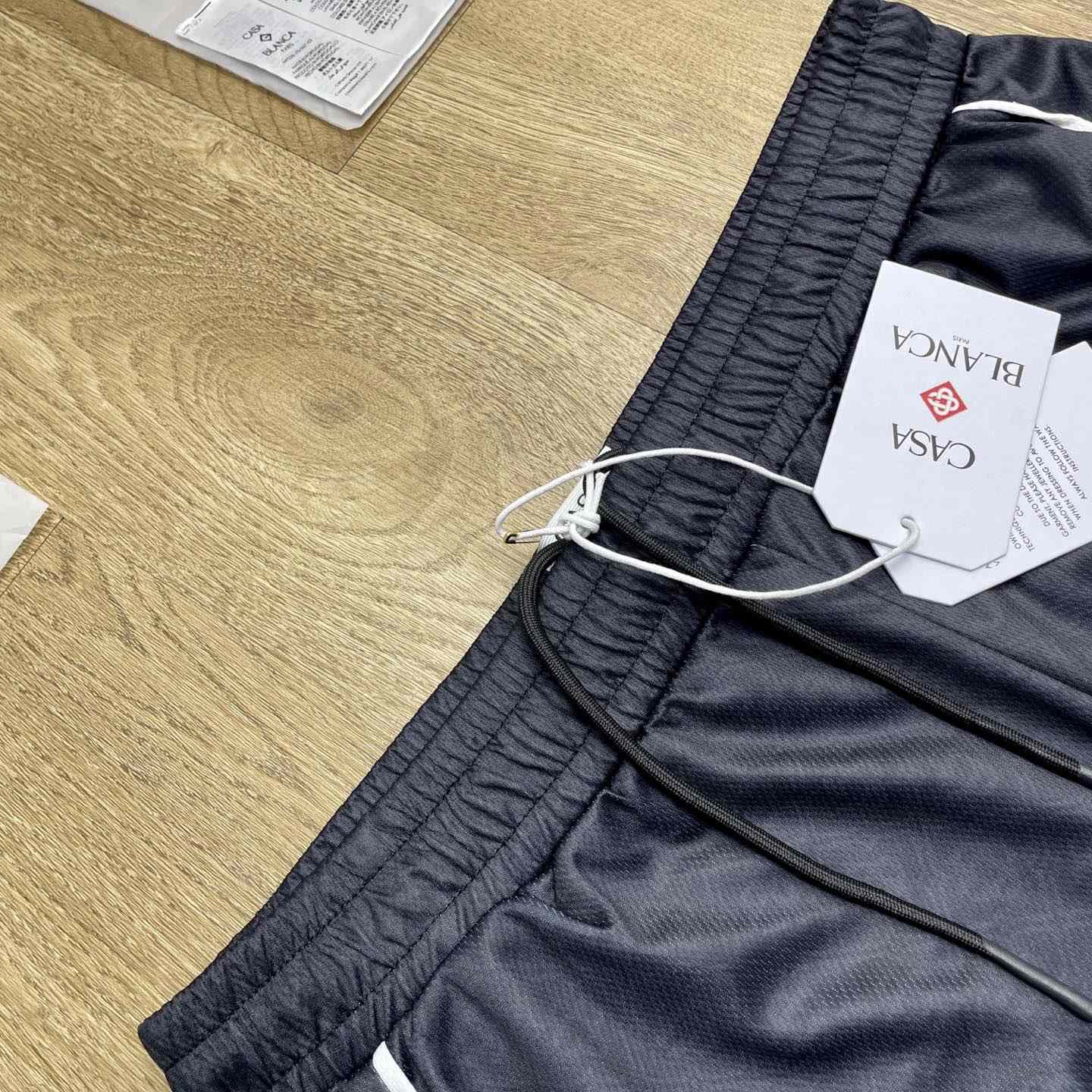 Casablanca Gradient Panelled Shorts   C1065 - DesignerGu