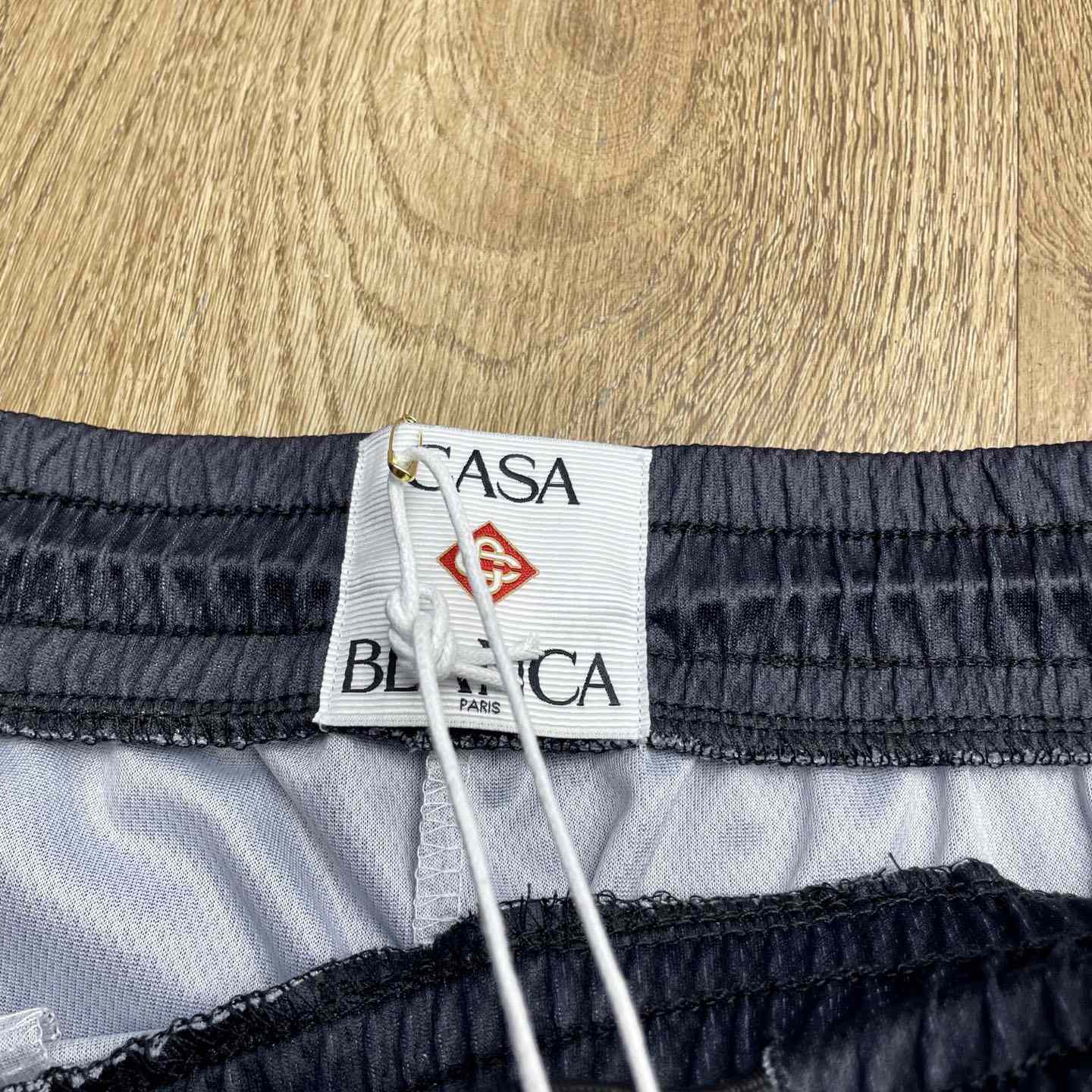 Casablanca Gradient Panelled Shorts   C1065 - DesignerGu