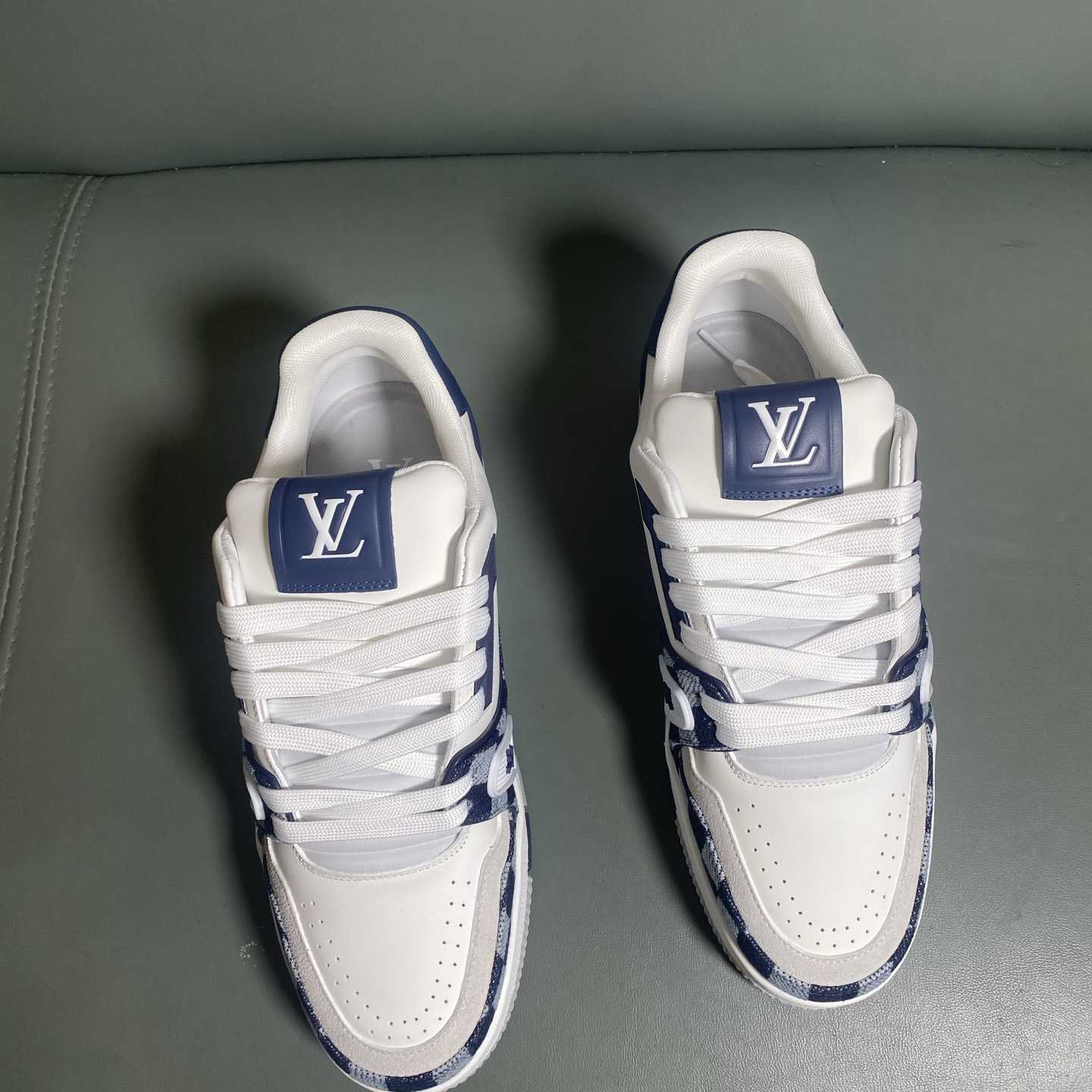 Louis Vuitton LV Trainer Sneaker    1AIKQQ - DesignerGu