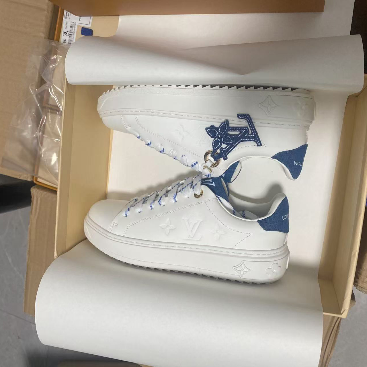 Louis Vuitton Time Out Sneaker    - DesignerGu