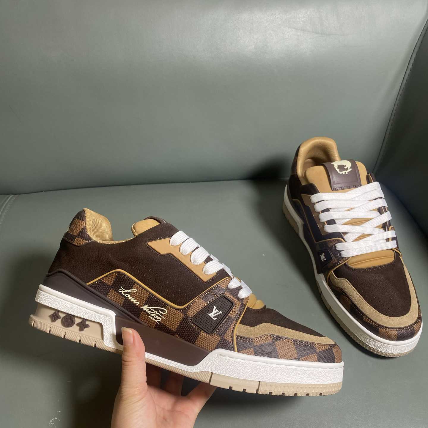 Louis Vuitton LV Trainer Sneaker     1AIN14 - DesignerGu