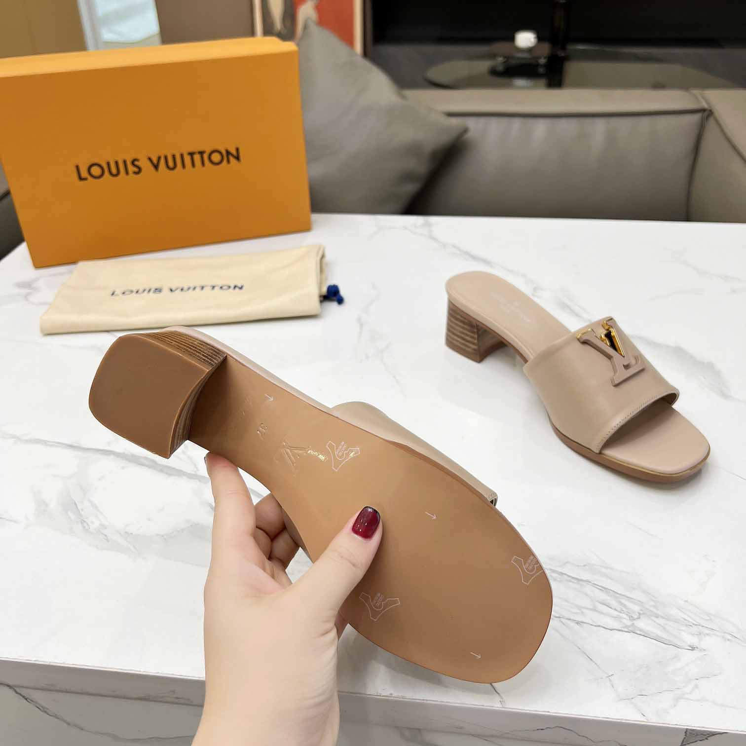 Louis Vuitton LV Mare Mule   1ACU3L - DesignerGu
