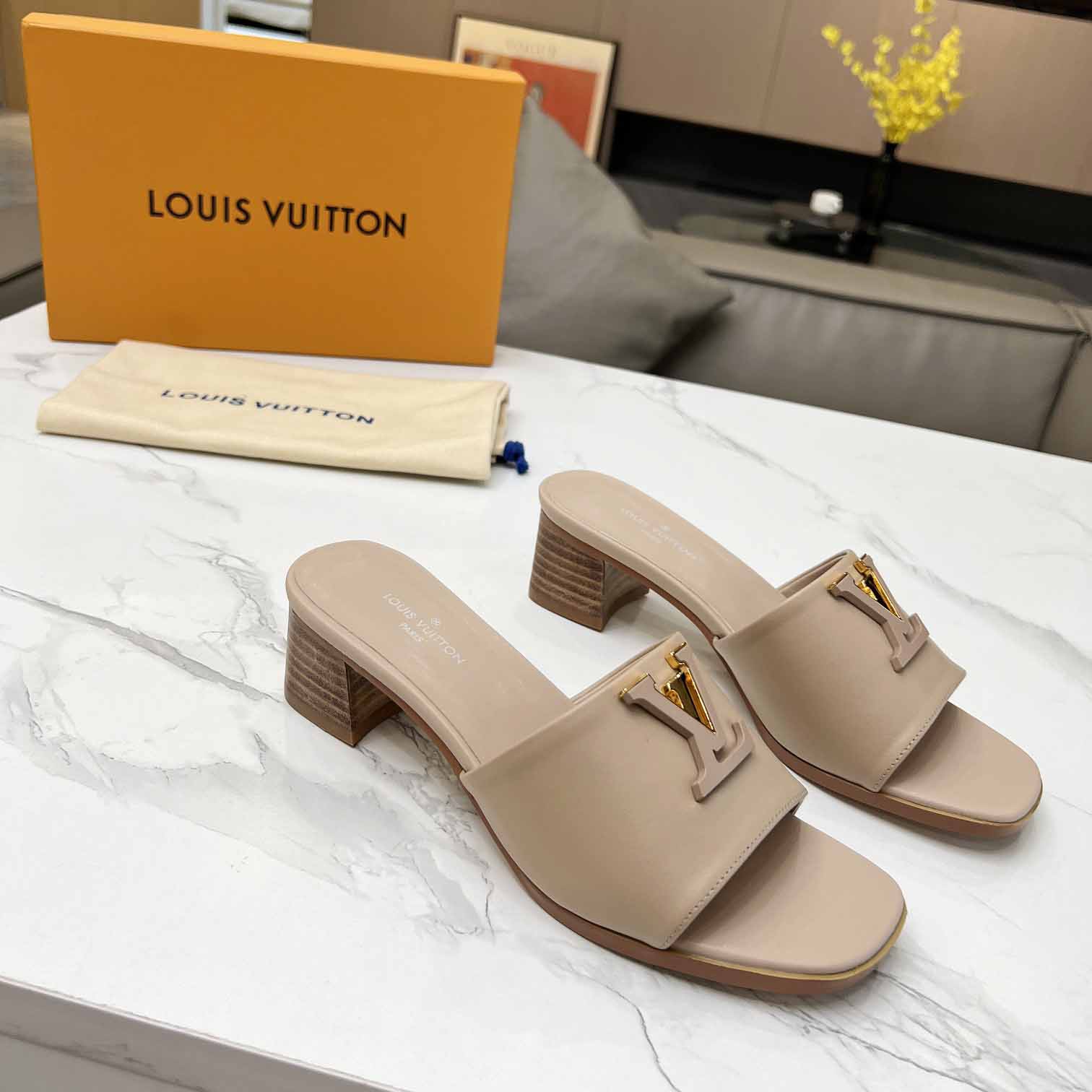 Louis Vuitton LV Mare Mule   1ACU3L - DesignerGu