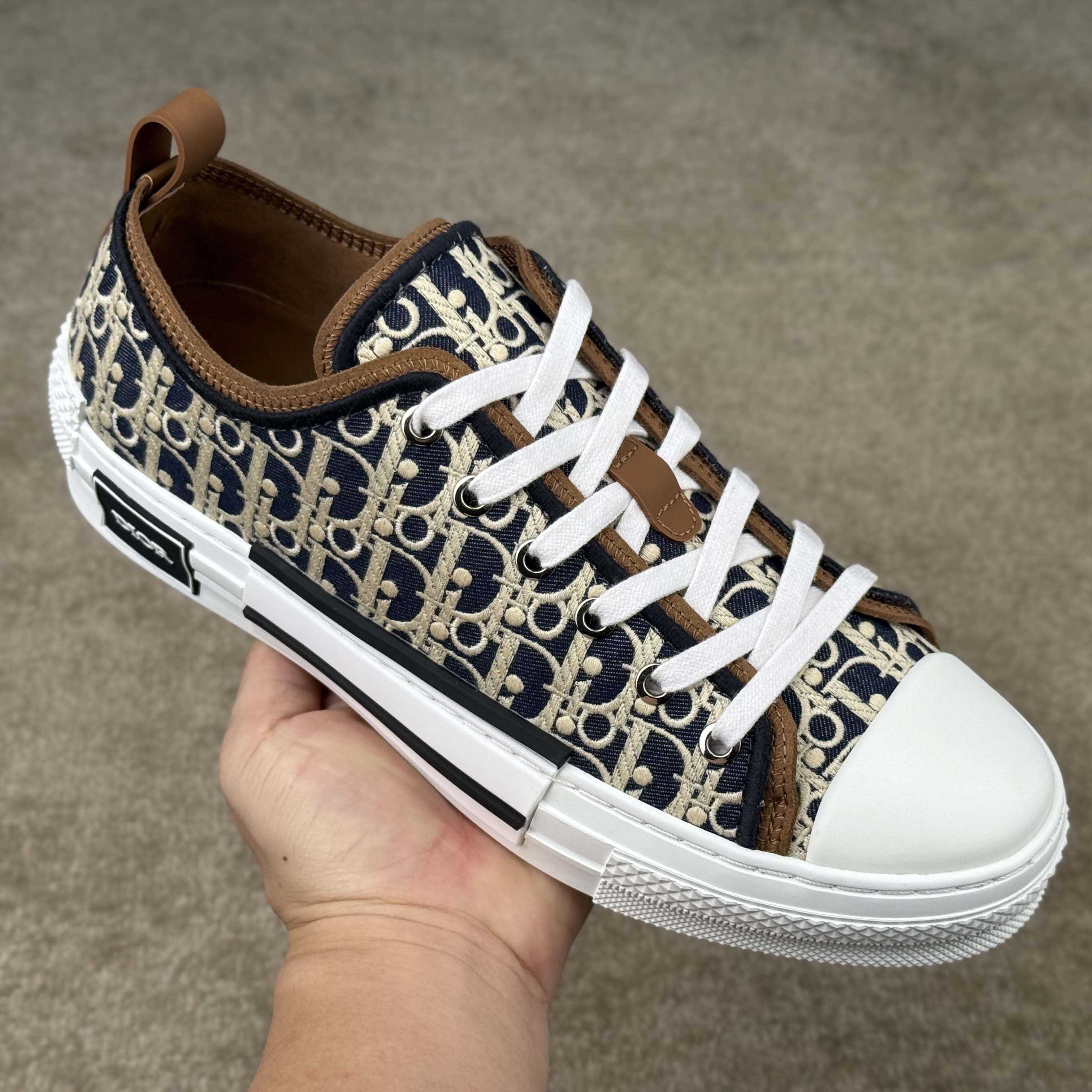 Dior B23 League Low-Top Sneaker - DesignerGu