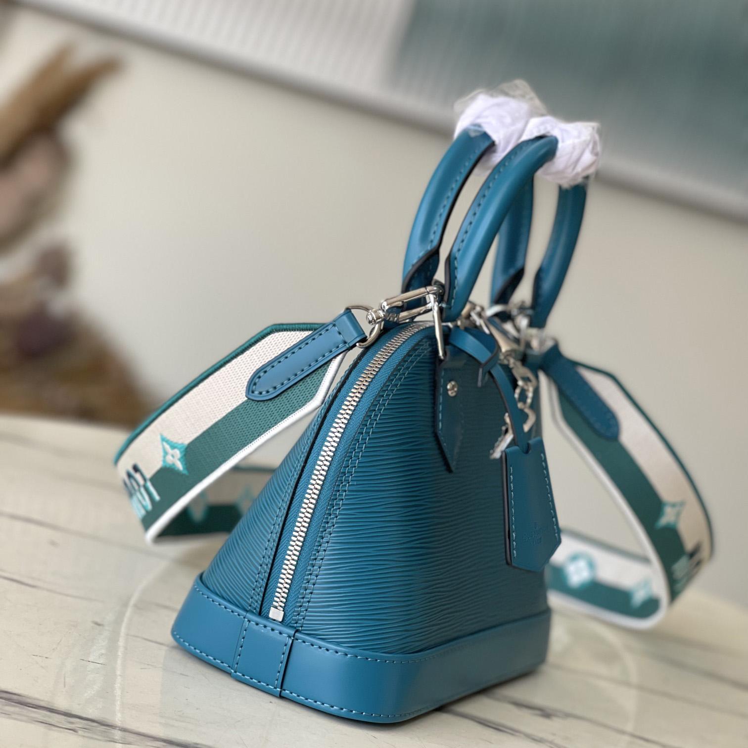 Louis Vuitton  Alma BB Handbag(23.5-17.5-11.5cm)   M20609 - DesignerGu