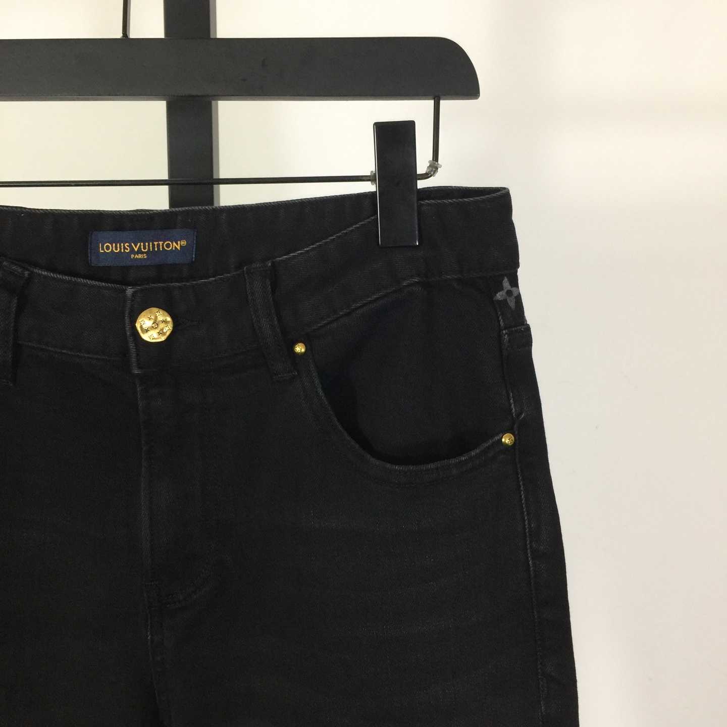 Louis Vuitton Jeans - DesignerGu