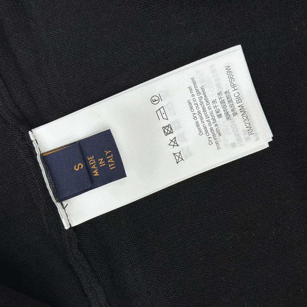 Louis Vuitton Graphic Short-Sleeved Crewneck    1AGHU3 - DesignerGu