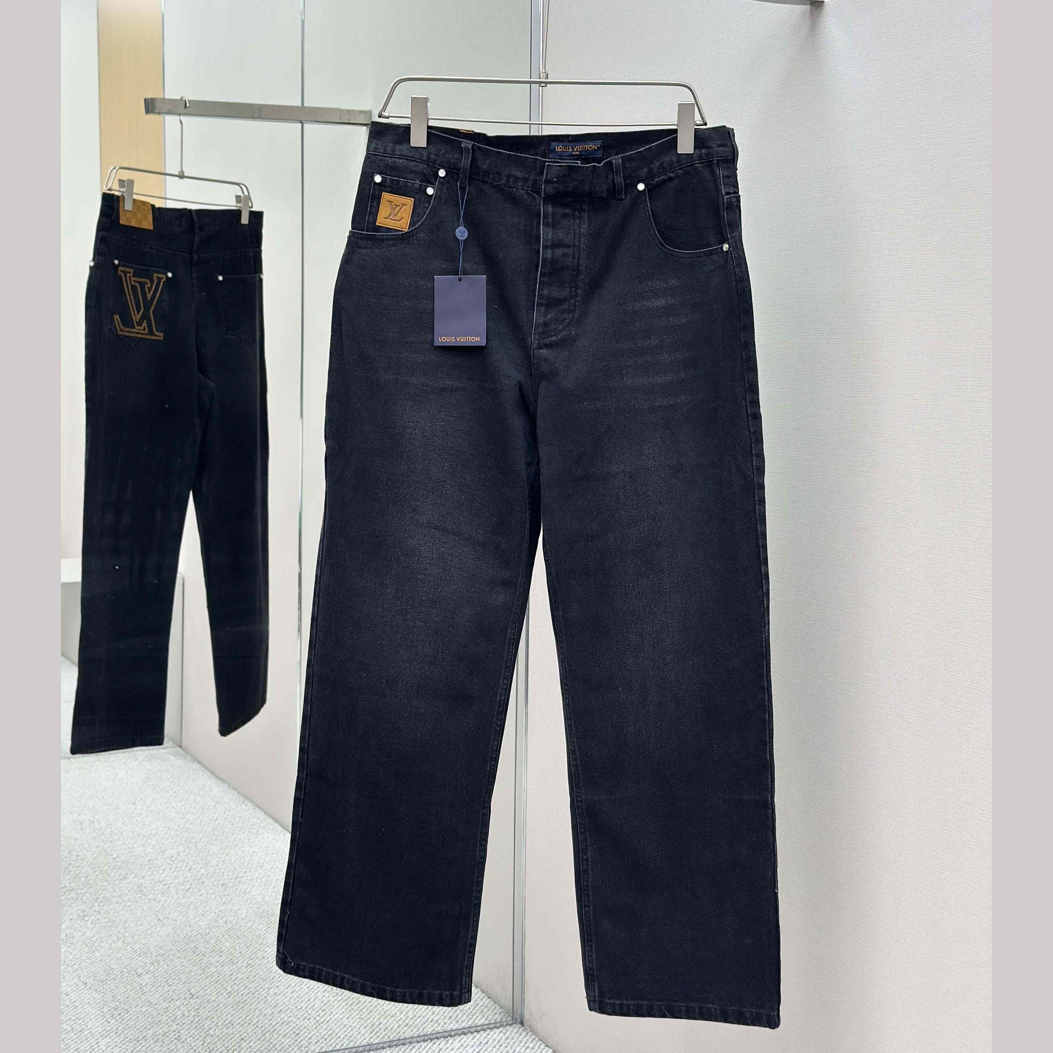 Louis Vuitton LV Skate Denim Pants   1AILKZ - DesignerGu