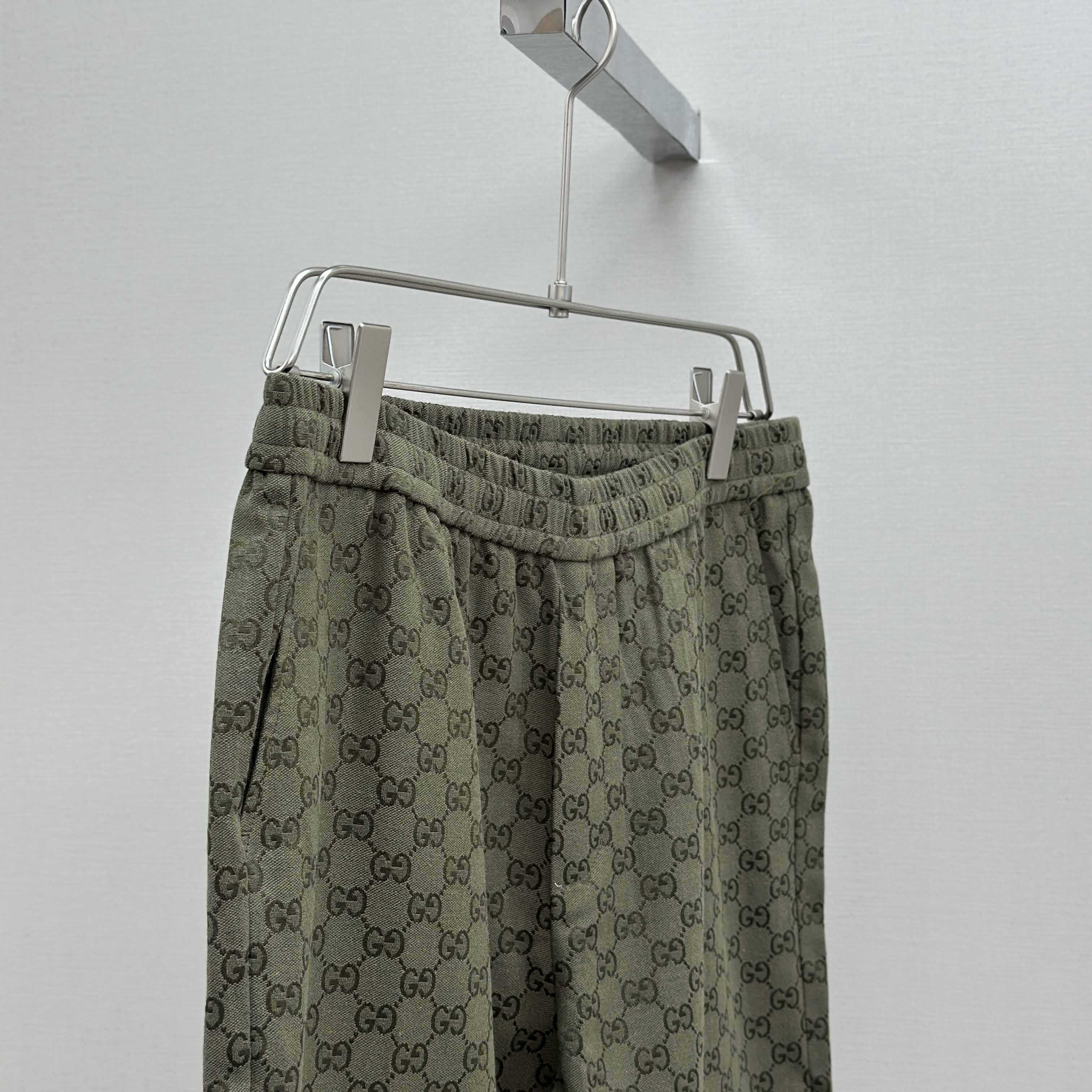 Gucci Cotton Pants - DesignerGu