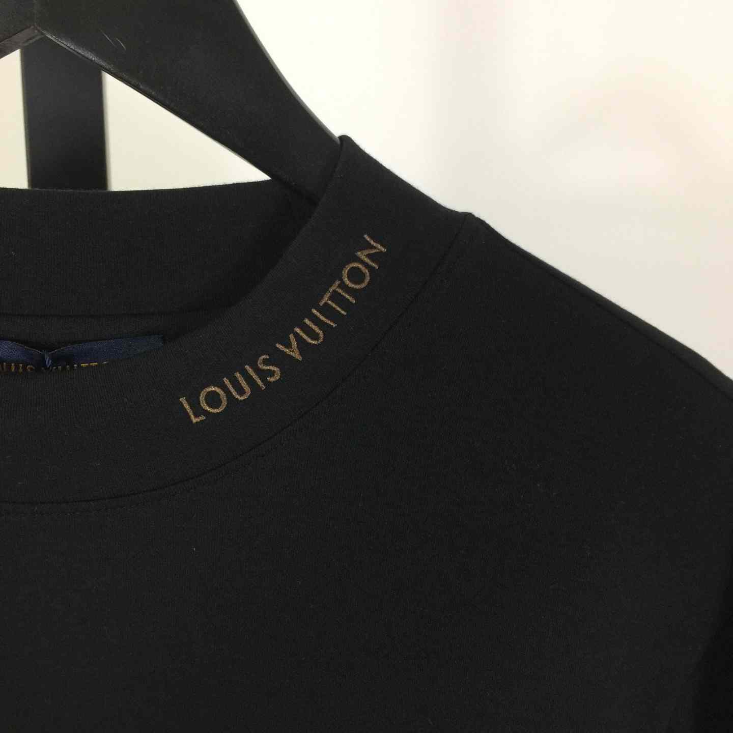 Louis Vuitton Embossed LV Long-Sleeved T-Shirt - DesignerGu