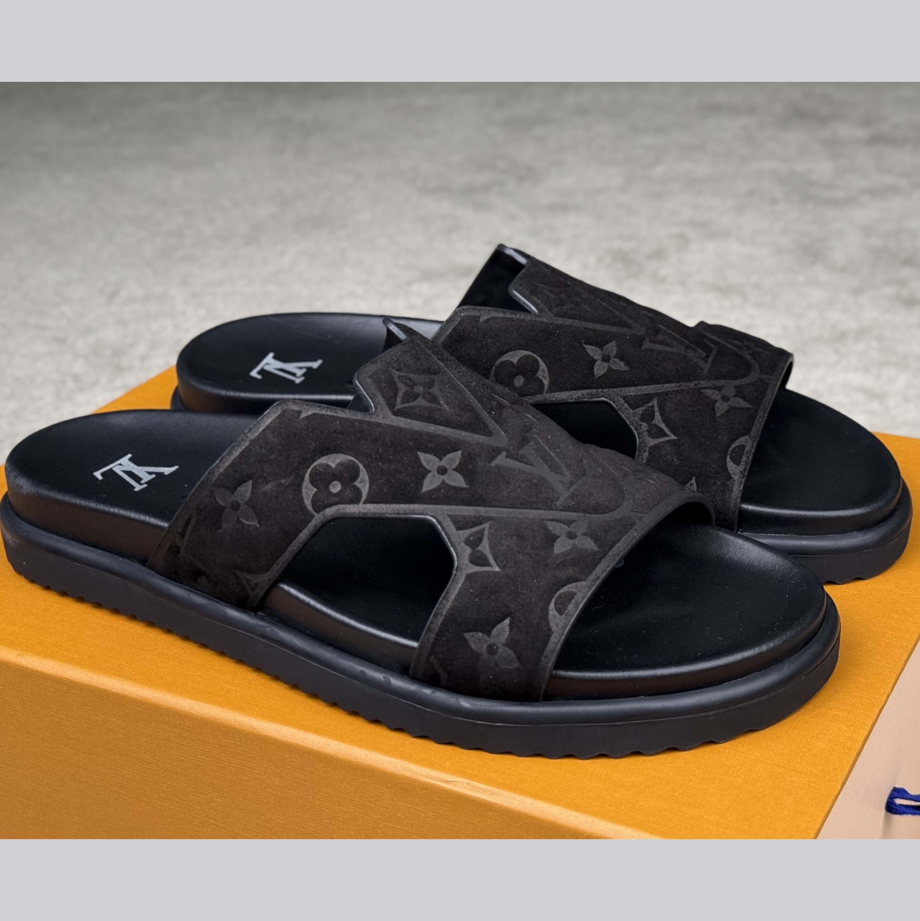 Louis Vuitton LV Oasis Mule    - DesignerGu