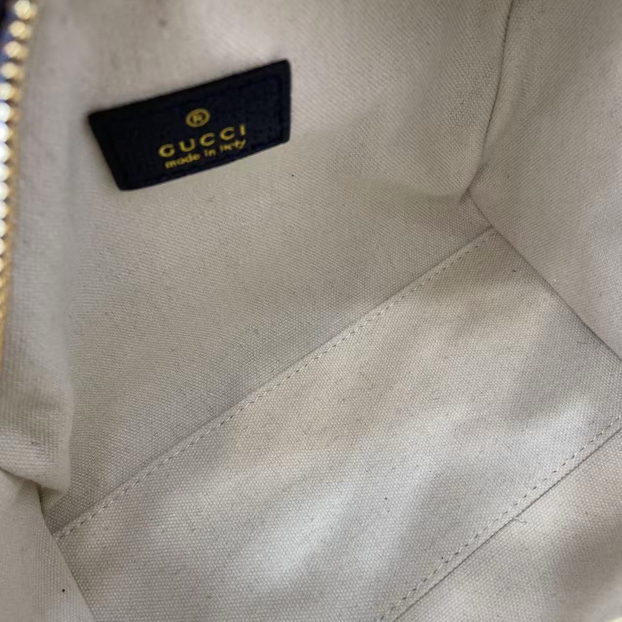 Gucci Mini GG Handbag - DesignerGu